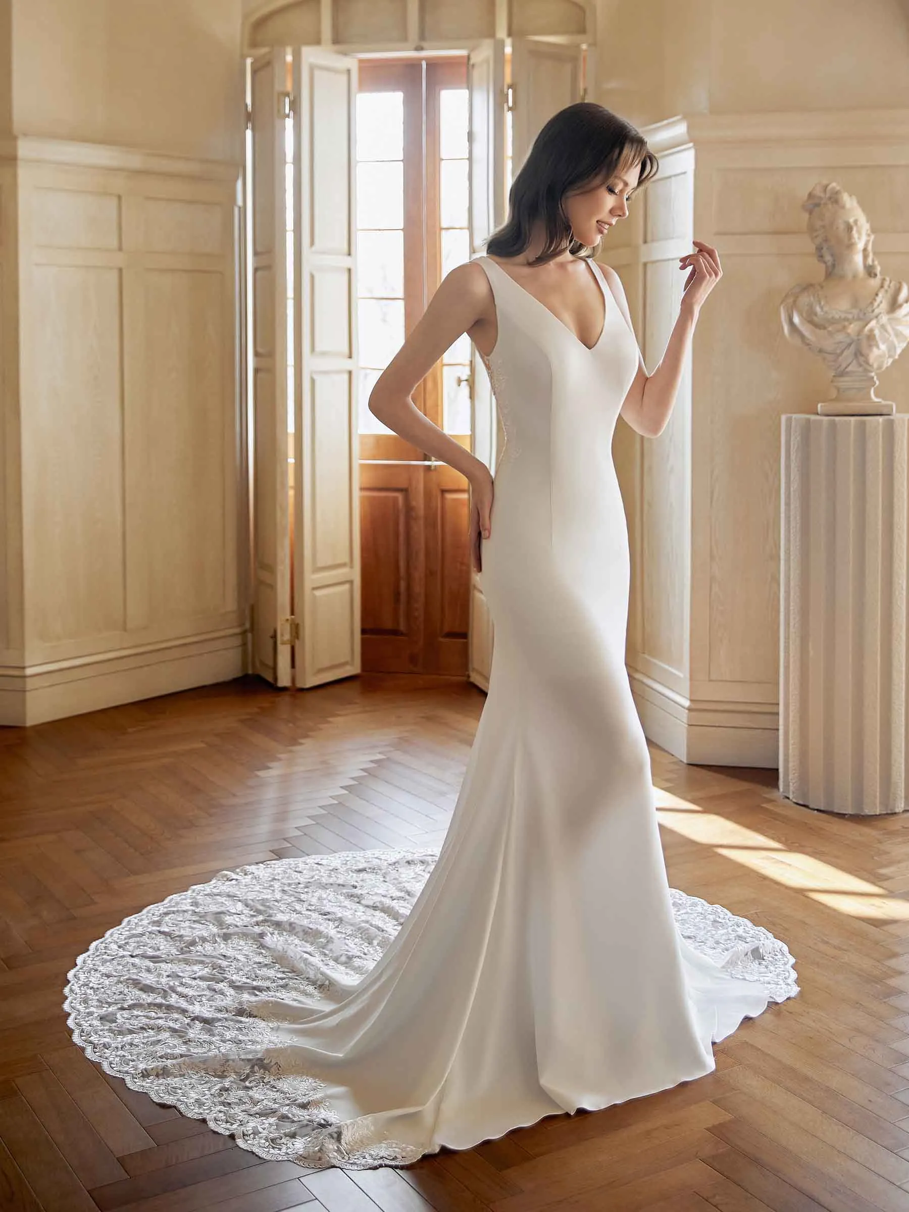Elegant Mermaid V-neck Sleeveless Maxi Long Lace Wedding Dresses Online sold by ChicSew product image thumbnail 4