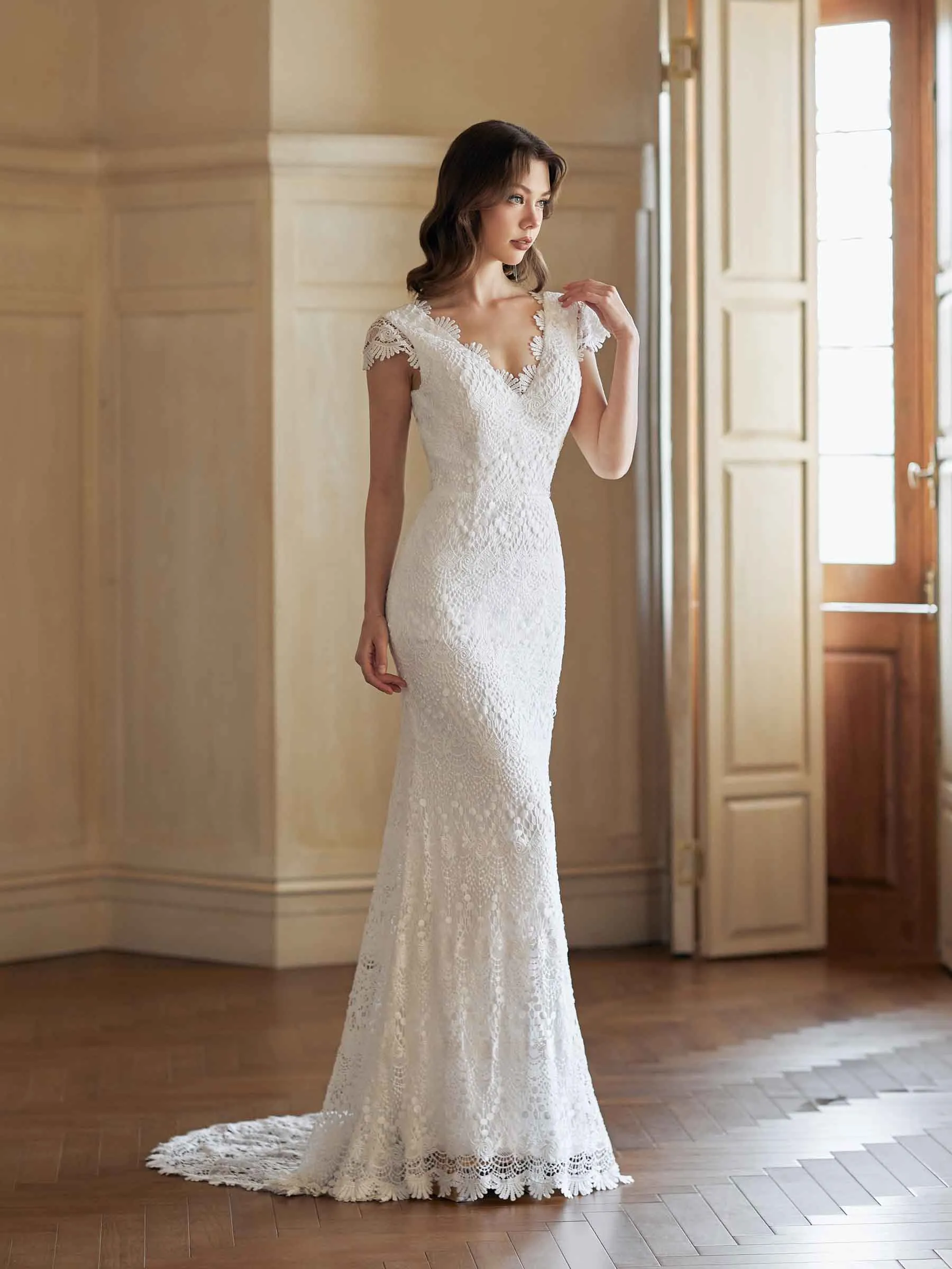 Sexy Mermaid Open Back V-neck Maxi Long Lace Wedding Dresses Online sold by ChicSew product image thumbnail 5
