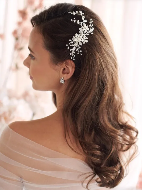 Simple Fairy Beauty Tiara Delicate Handmade Flower Side Clip Bride Wedding Dress Hairpin sold by ChicSew product image thumbnail 3
