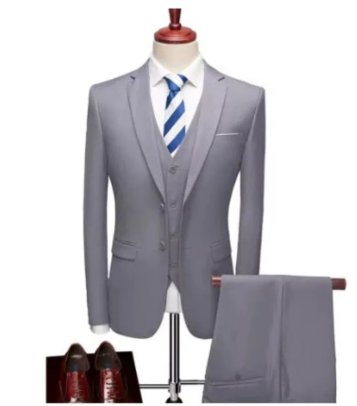 Classic 3 Piece Men's Suit with Regular Fit and Sophisticated Peak Lapel made by ChicSew