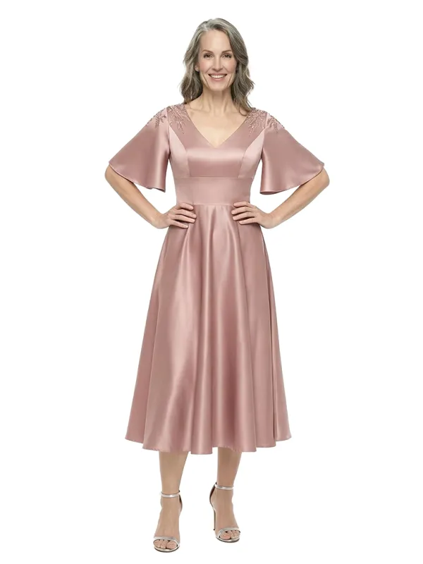 ChicSew Fancy V-Neck Lace Appliques Silky Satin A-Line Mother Of The Groom Evening Gowns made by ChicSew
