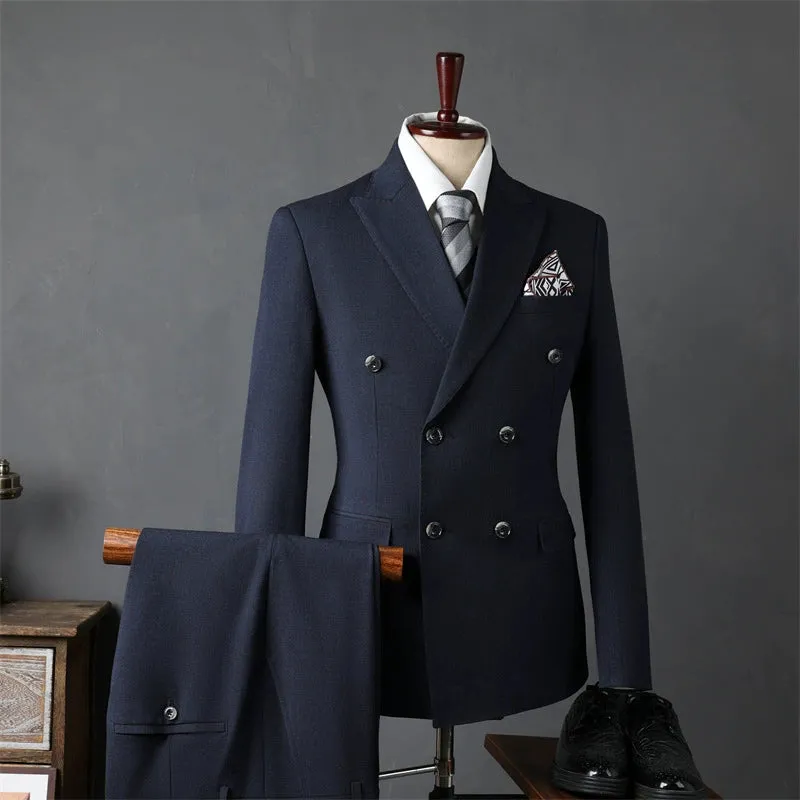 Classic 2 Piece Men's Suit with Regular Fit and Sophisticated Peak Lapel made by ChicSew