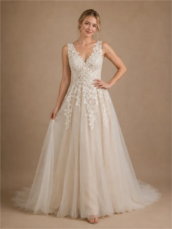 ChicSew Elegant V-Neck A-Line Lace Tulle Sleeveless Maxi Wedding Dress With Train made by ChicSew