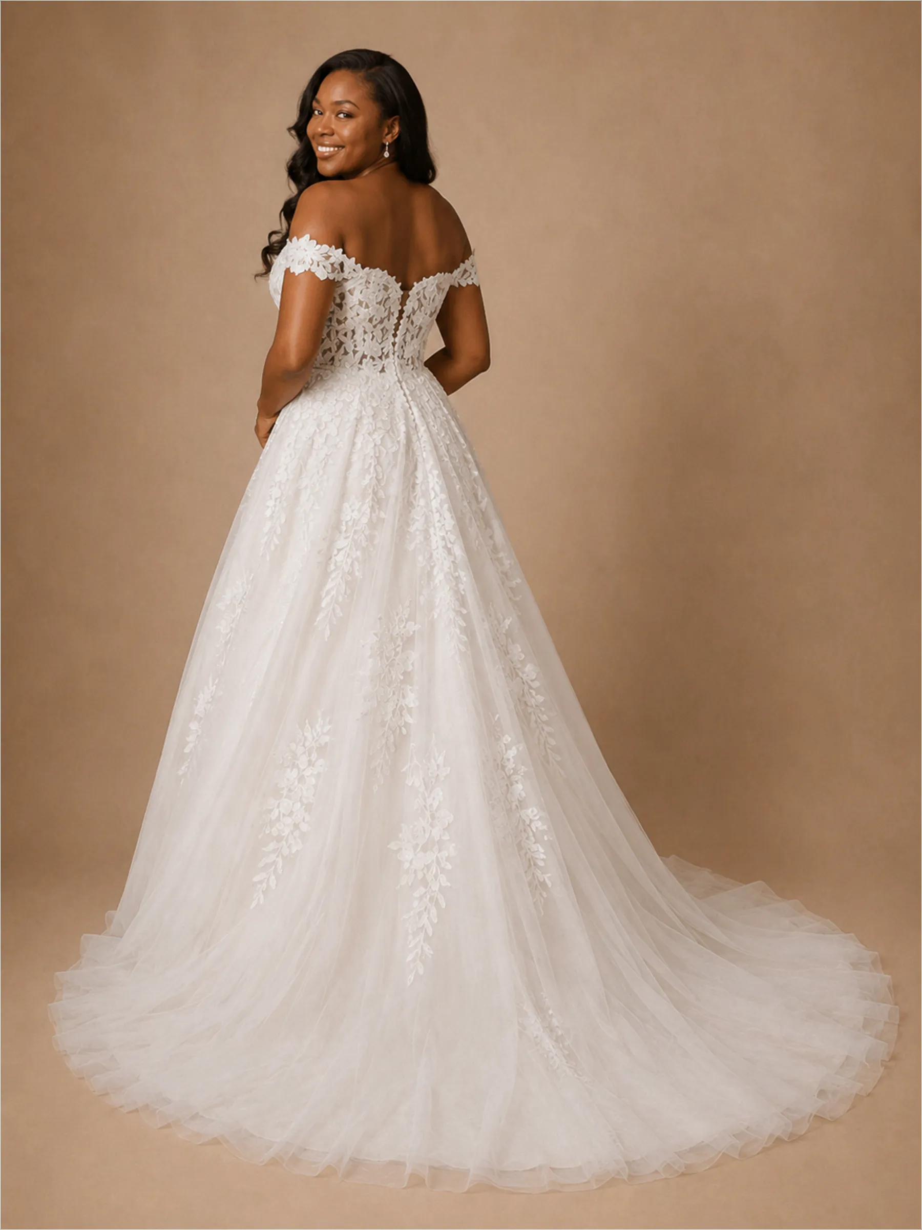 ChicSew Romantic V-Neck Sleeveless Long A-Line Lace Appliques Tulle Wedding Dress sold by ChicSew product image thumbnail 4