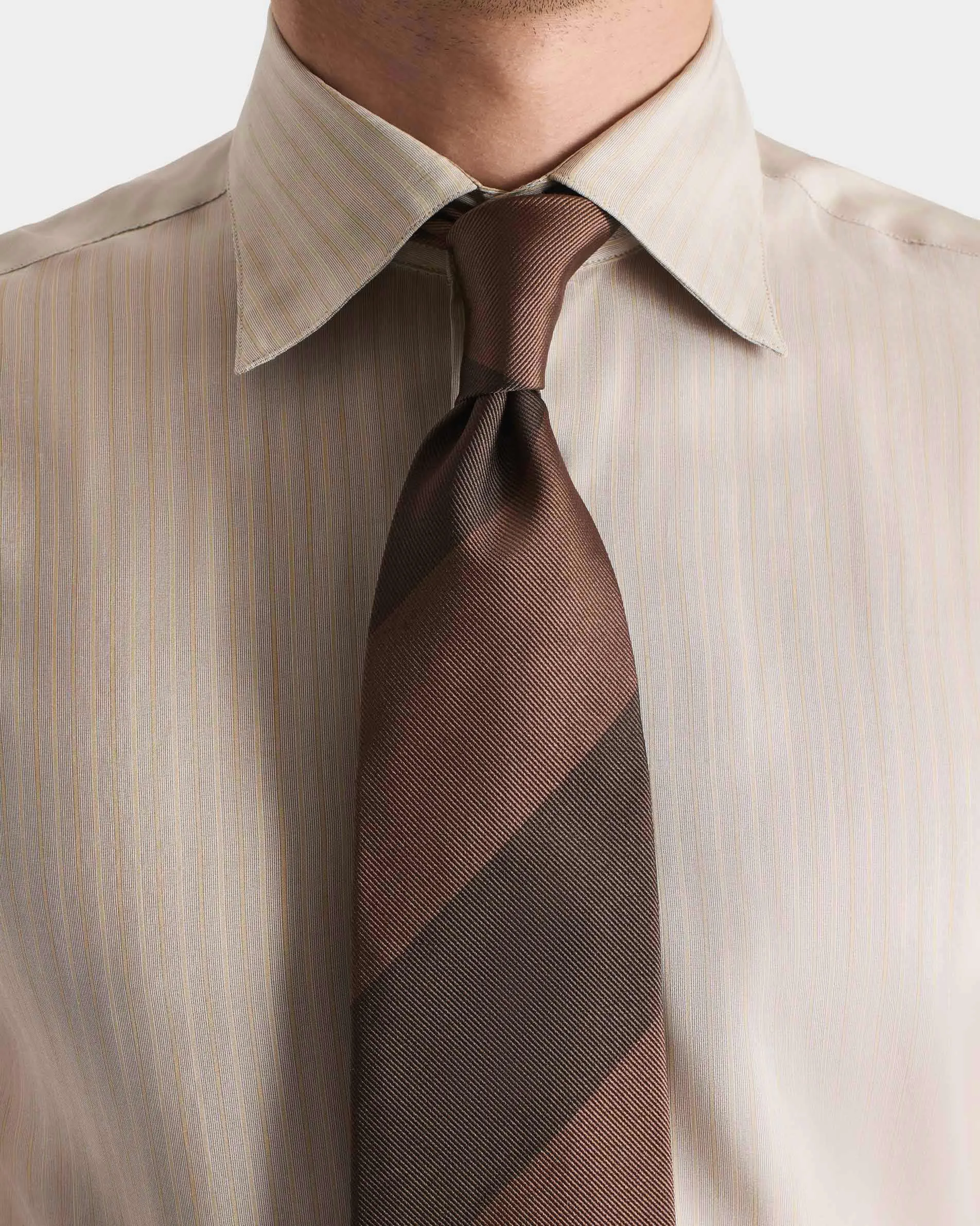 CLASSIC COLLAR SHIRT IN SILK POPLIN - CHAMPAGNE WITH STRIPES sold by Husbands Paris product image thumbnail 2