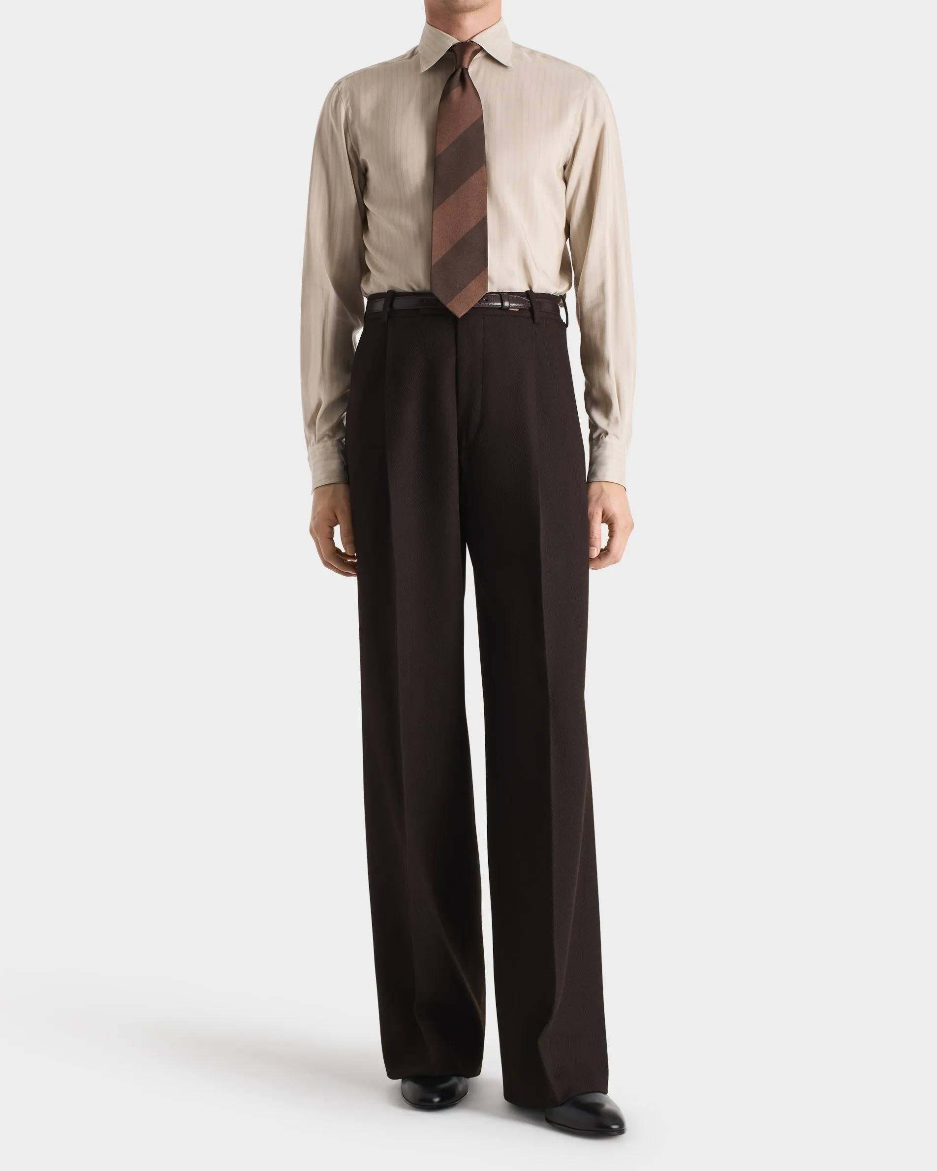 CLASSIC COLLAR SHIRT IN SILK POPLIN - CHAMPAGNE WITH STRIPES sold by Husbands Paris product image thumbnail 4