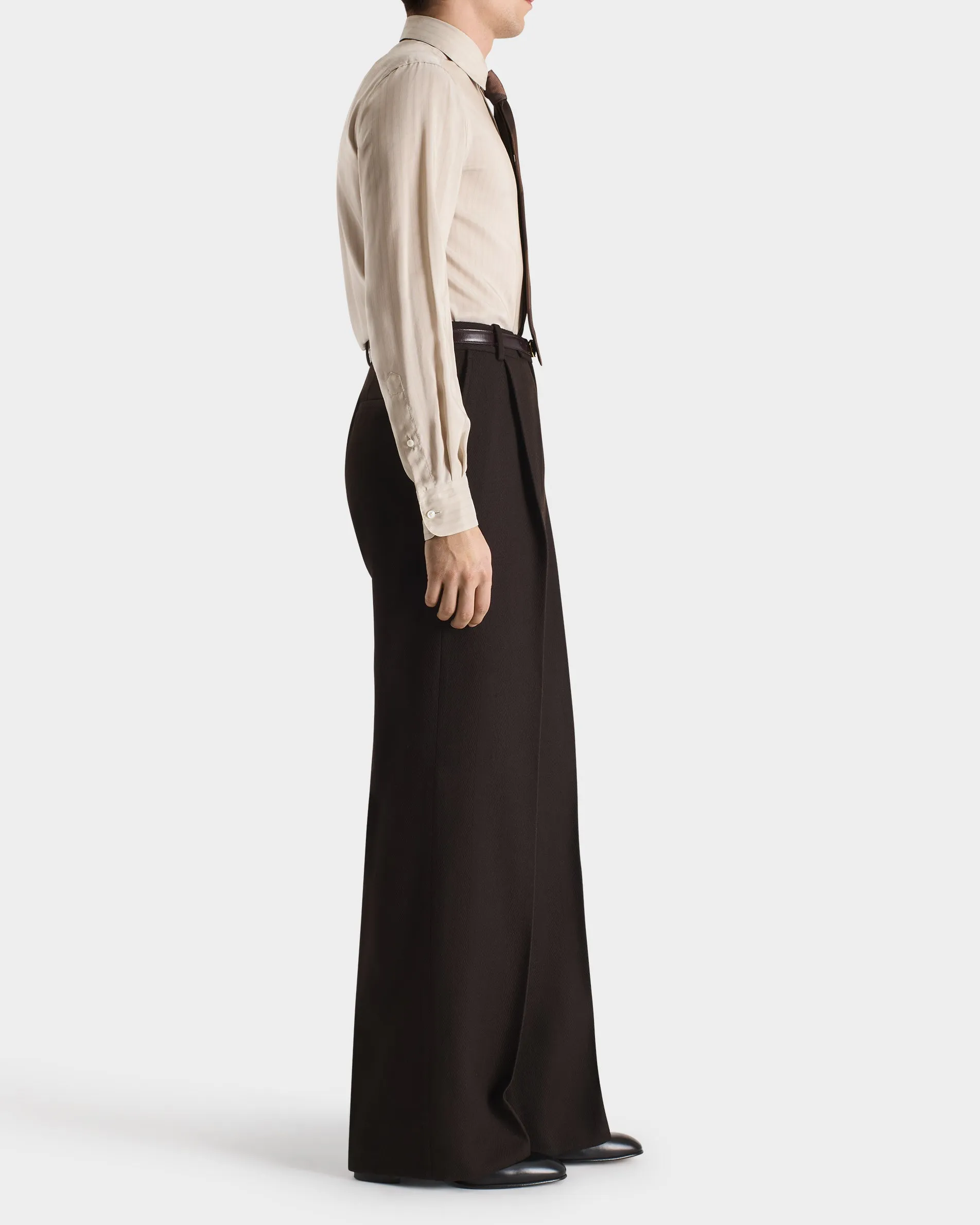 CLASSIC COLLAR SHIRT IN SILK POPLIN - CHAMPAGNE WITH STRIPES sold by Husbands Paris product image thumbnail 5