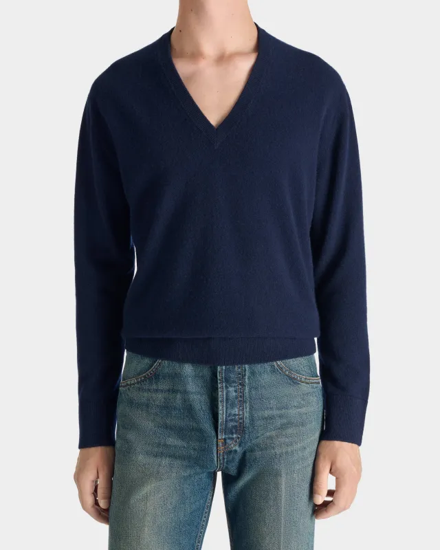 V-NECK SWEATER IN SUPERFINE LAMBSWOOL - NAVY made by Husbands Paris