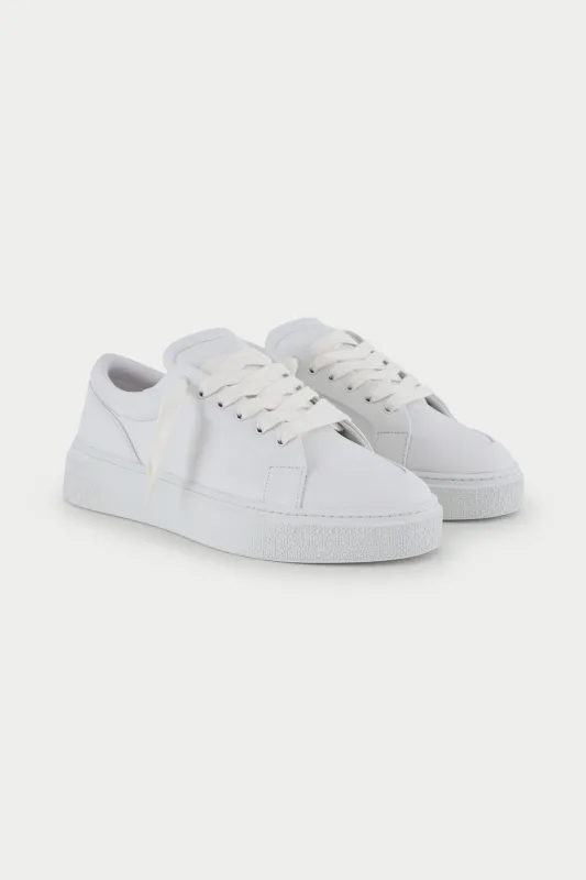 AXIS SNEAKER - CHALK WHITE made by The Couture Club