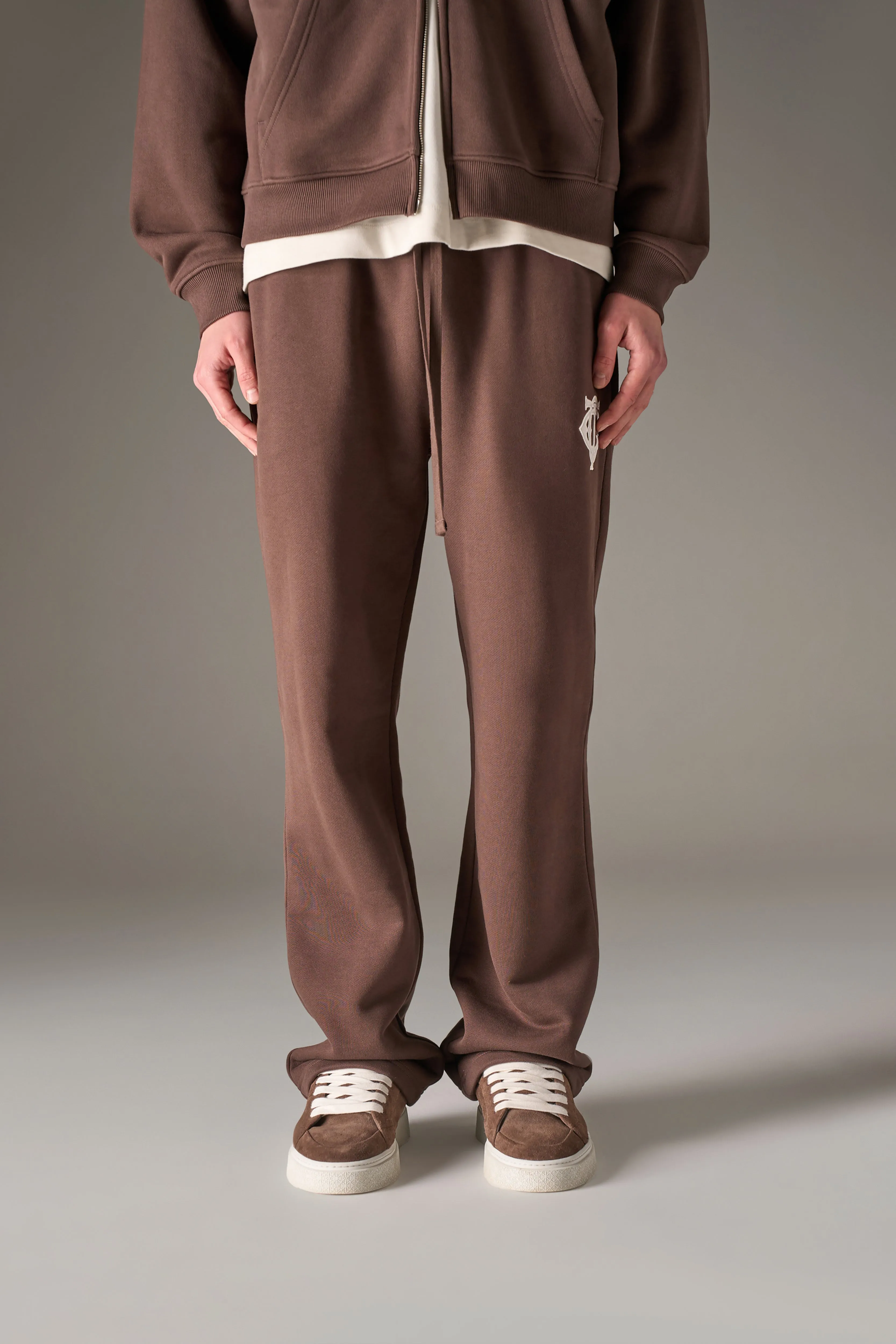 HEAVYWEIGHT MONOGRAM APPLIQUE EMBLEM JOGGERS - BROWN sold by The Couture Club product image thumbnail 4