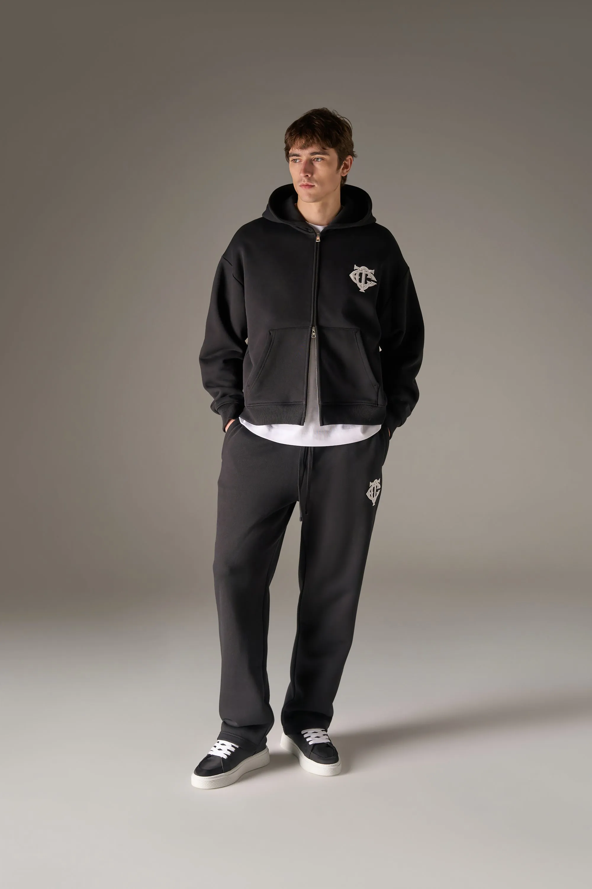 HEAVYWEIGHT MONOGRAM APPLIQUE EMBLEM JOGGERS - BLACK sold by The Couture Club product image thumbnail 3