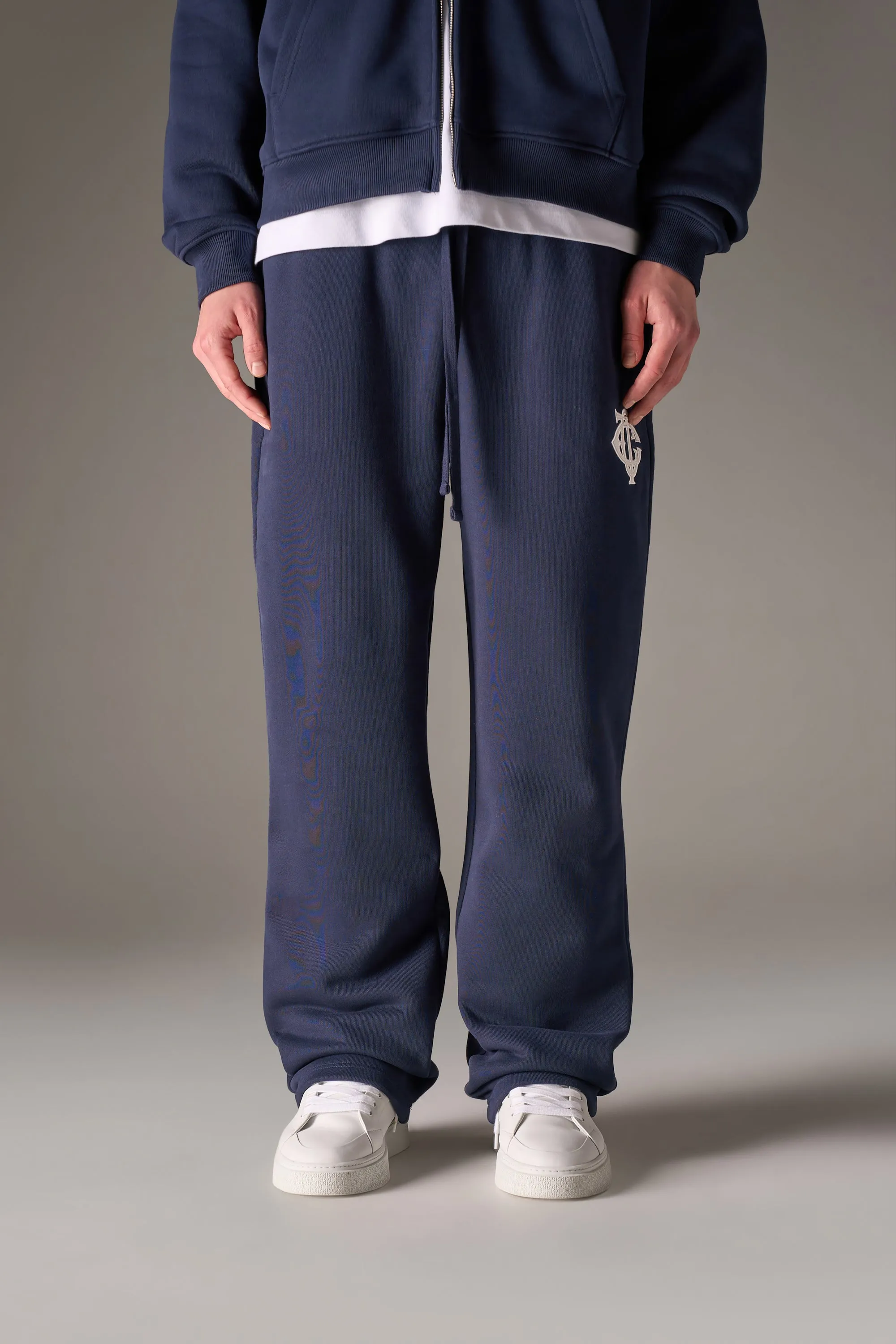 HEAVYWEIGHT MONOGRAM APPLIQUE EMBLEM JOGGERS - NAVY sold by The Couture Club product image thumbnail 4