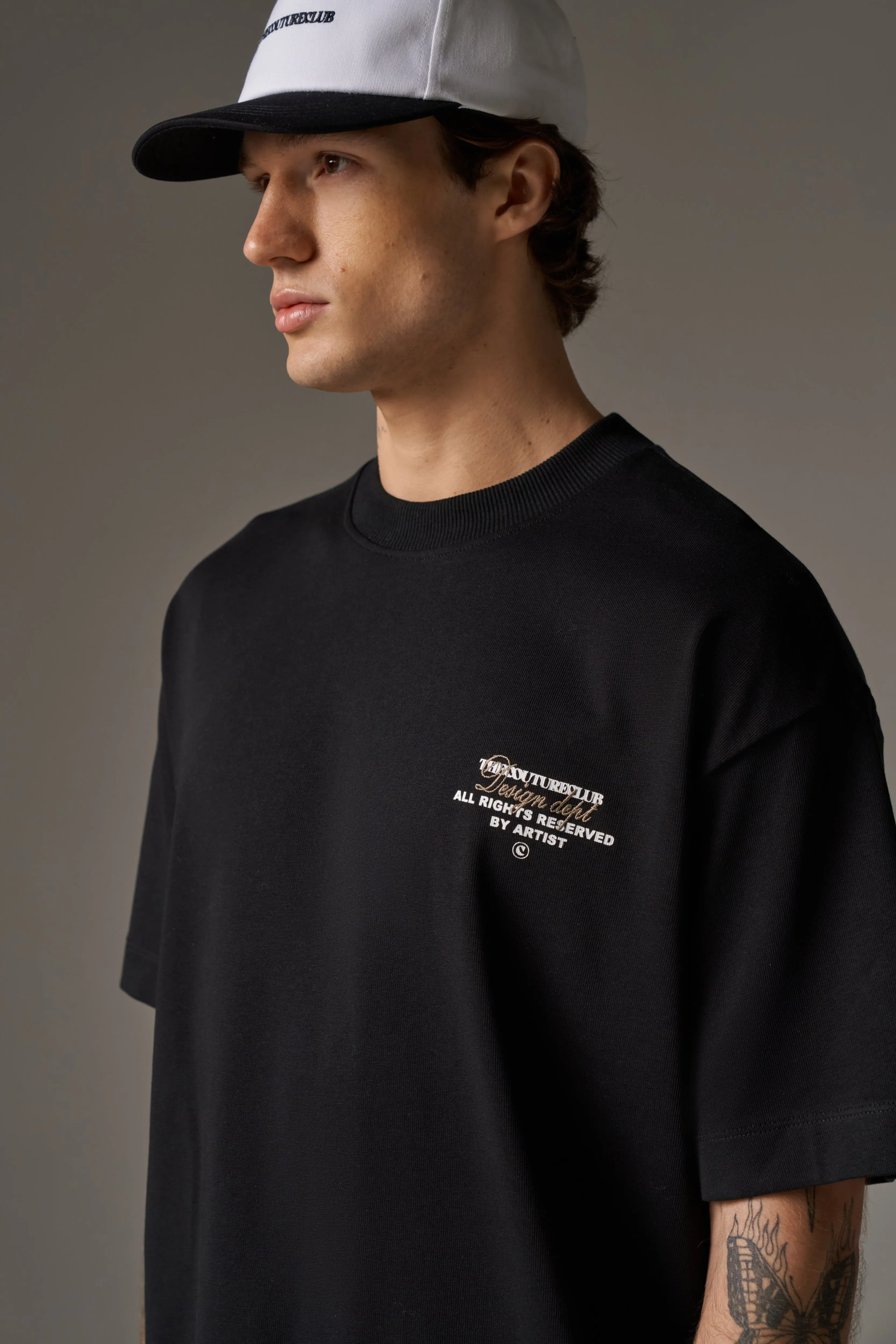 DESIGN DEPARTMENT CHEST PRINT T-SHIRT - BLACK sold by The Couture Club product image thumbnail 5