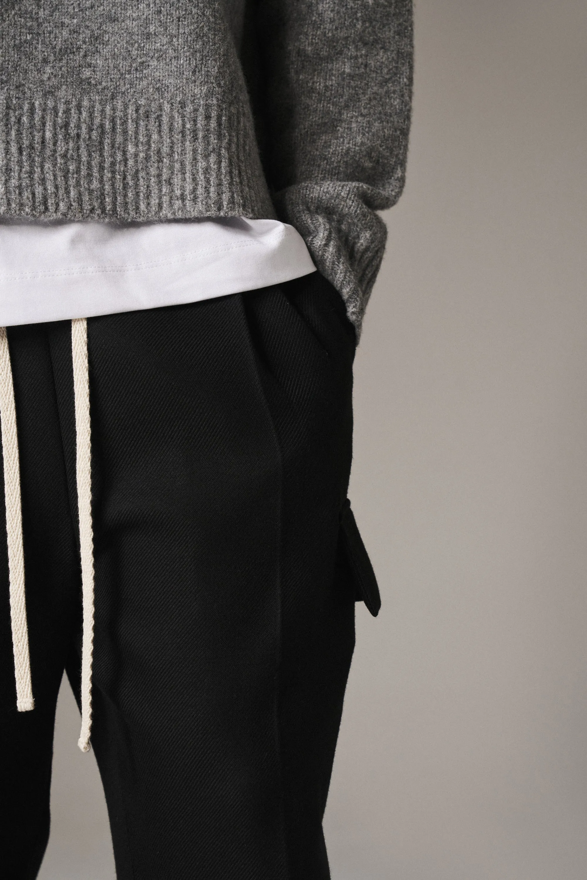 PLEATED WIDE LEG WOOL BLEND TROUSER - BLACK sold by The Couture Club product image thumbnail 5