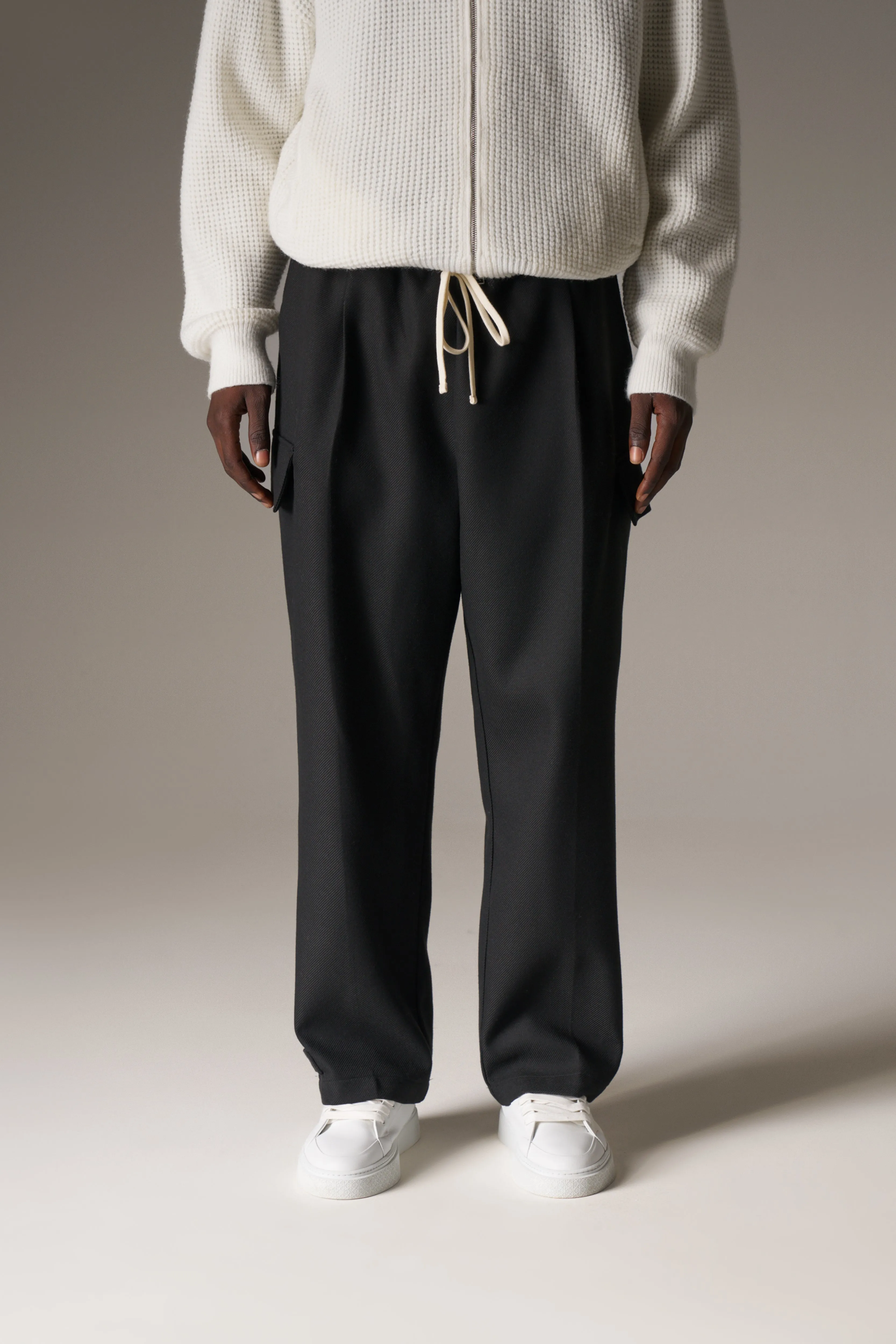 PLEATED WIDE LEG WOOL BLEND TROUSERS - BLACK sold by The Couture Club product image thumbnail 4