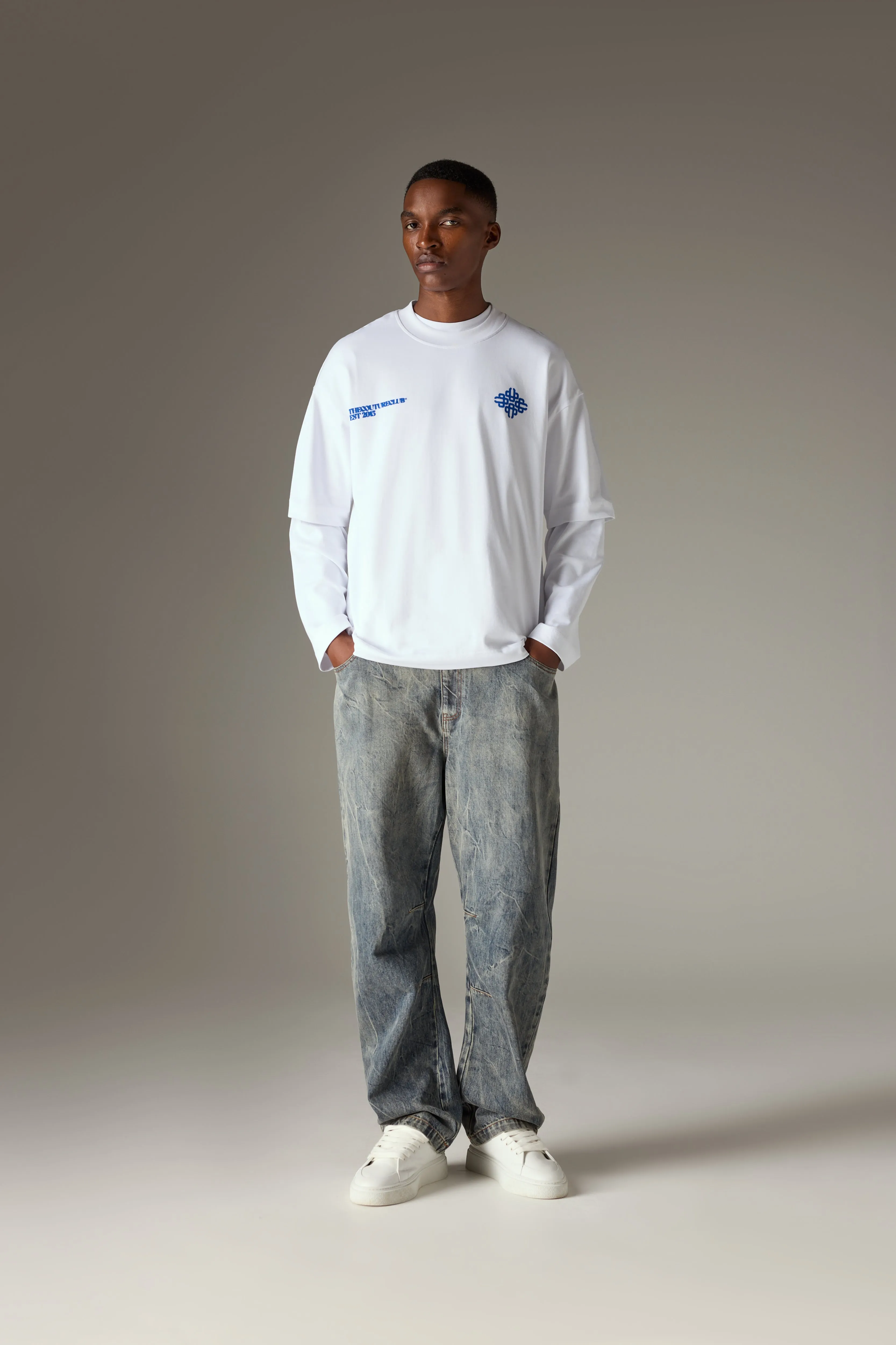 BLURRED GRAPHIC EMBLEM T-SHIRT - COBALT sold by The Couture Club product image thumbnail 3