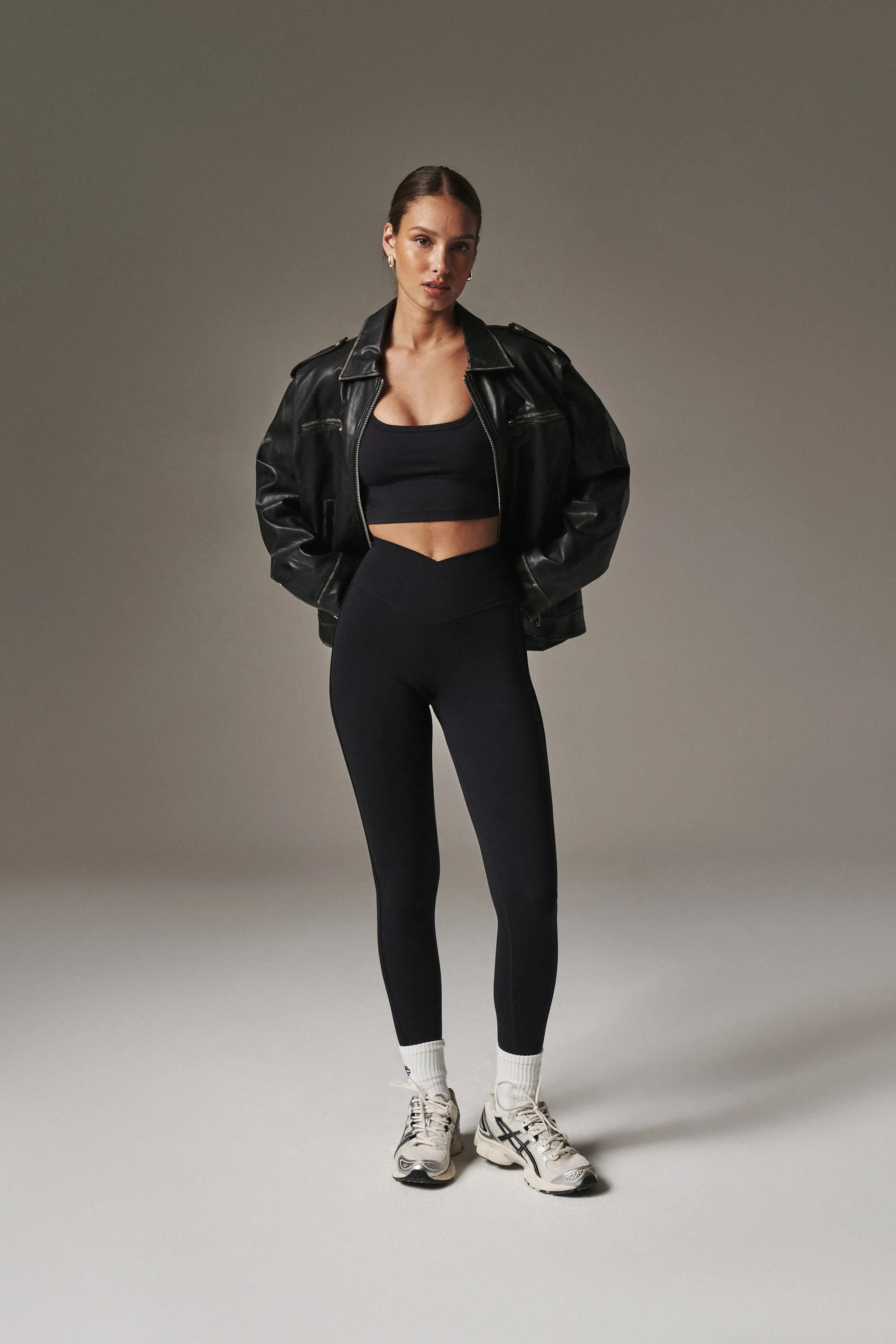 SCULPTING STRETCH CROSSOVER WAISTBAND LEGGINGS - BLACK sold by The Couture Club product image thumbnail 5