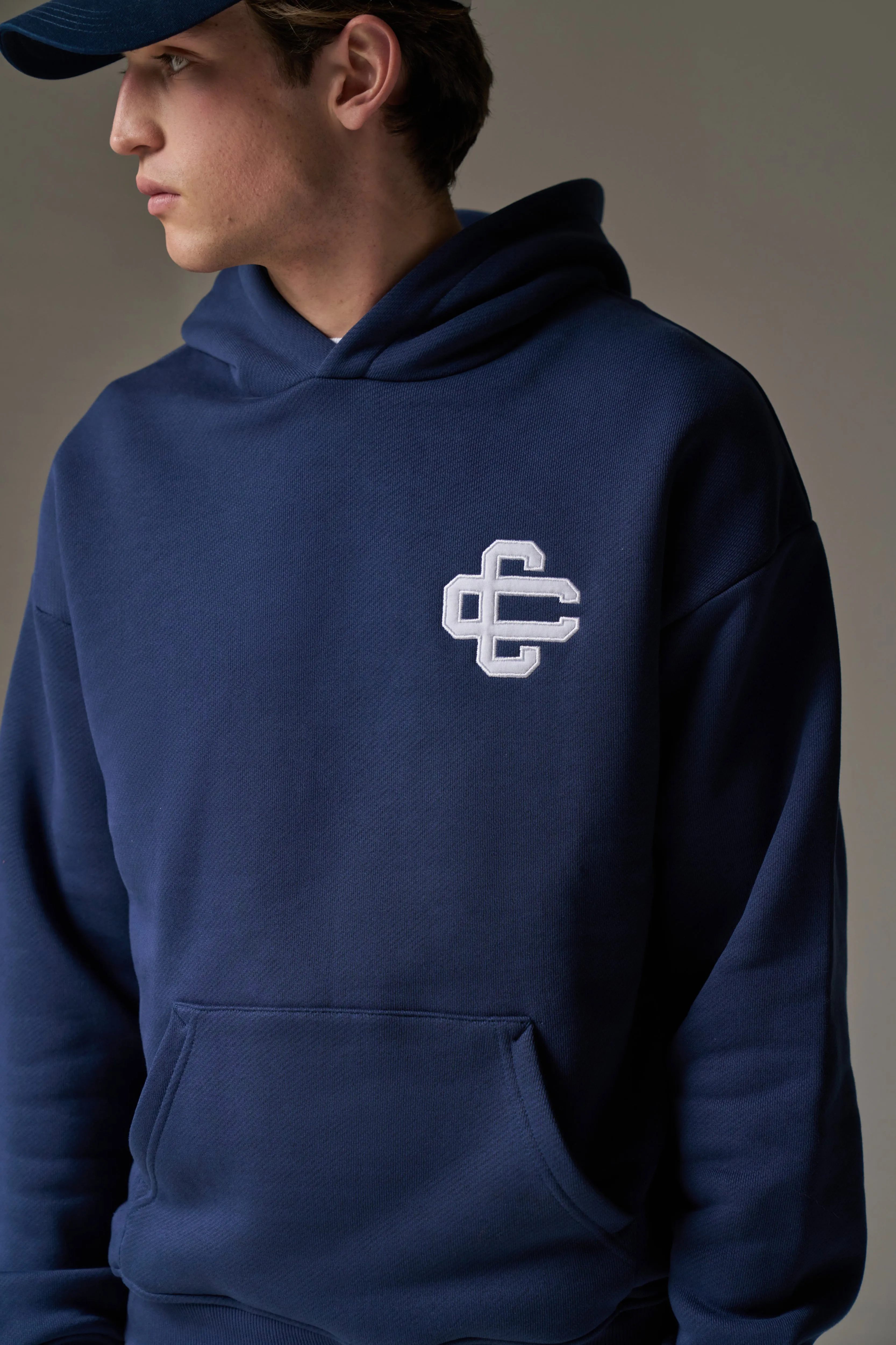 HEAVYWEIGHT EMBLEM APPLIQUE HOODIE - NAVY sold by The Couture Club product image thumbnail 4