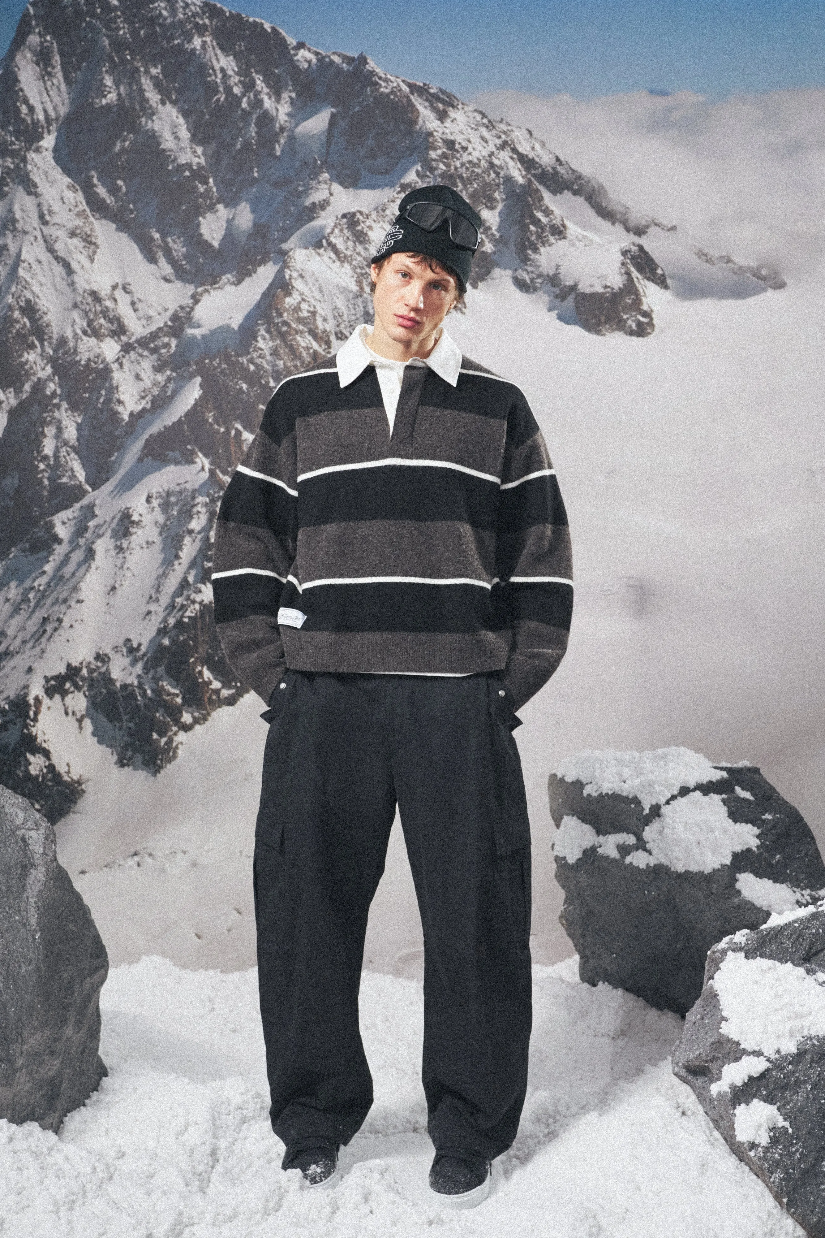 STRIPE CONTRAST COLLAR KNIT CREW - CHARCOAL sold by The Couture Club product image thumbnail 3
