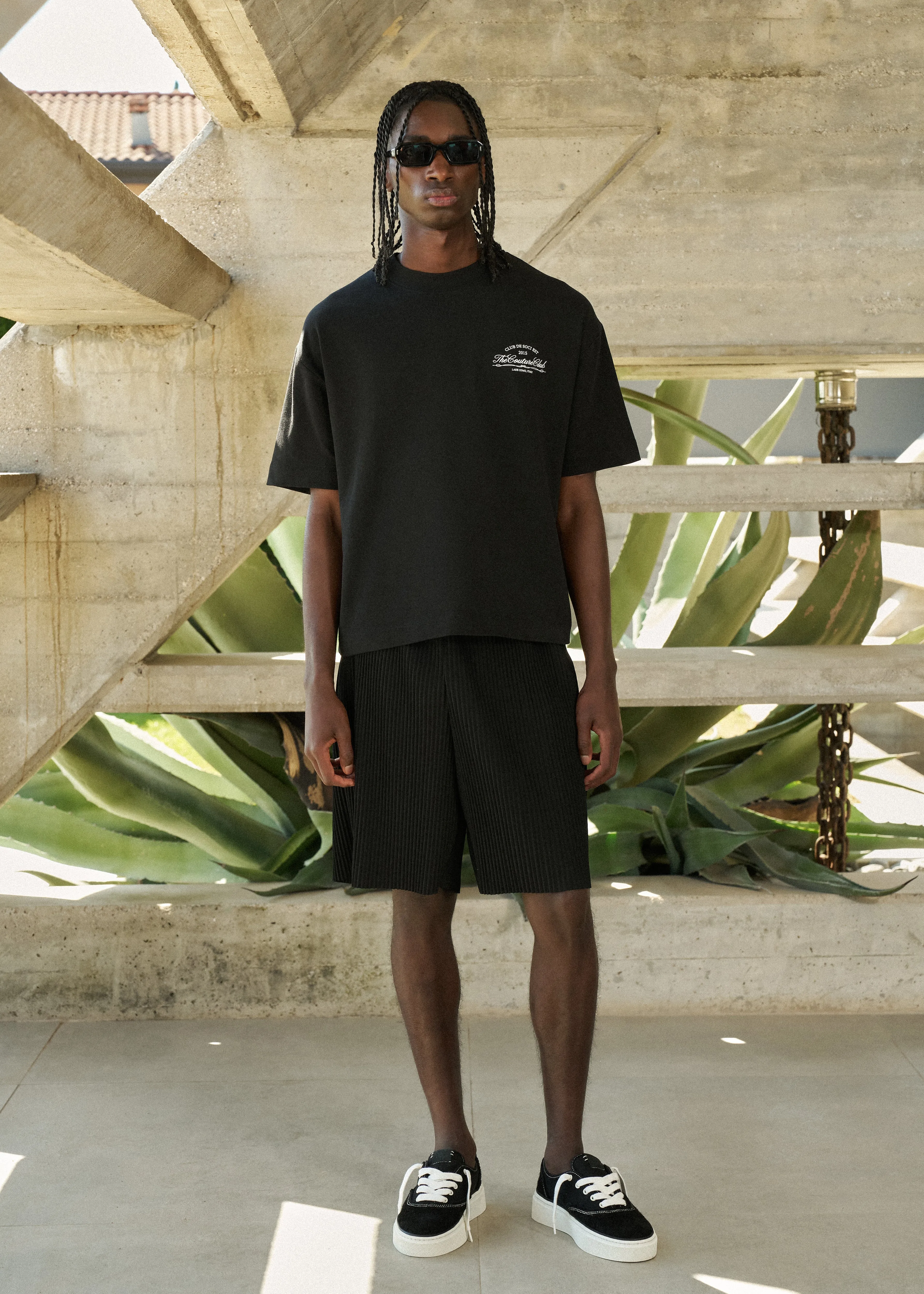 CLUB DE SOCI GRAPHIC T-SHIRT - BLACK sold by The Couture Club product image thumbnail 3