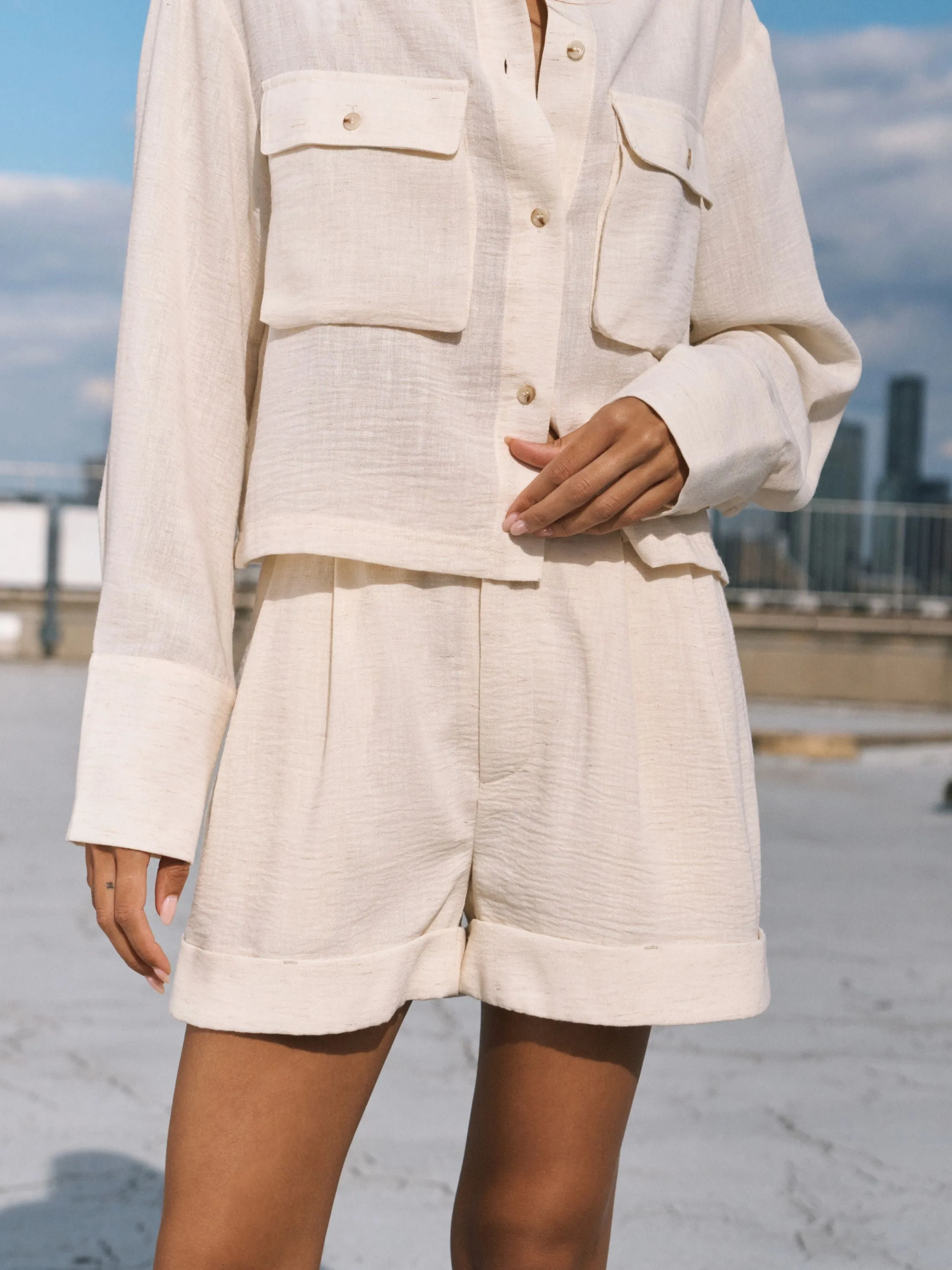 LINEN LONGLINE SHORTS - OFF WHITE sold by The Couture Club product image thumbnail 3
