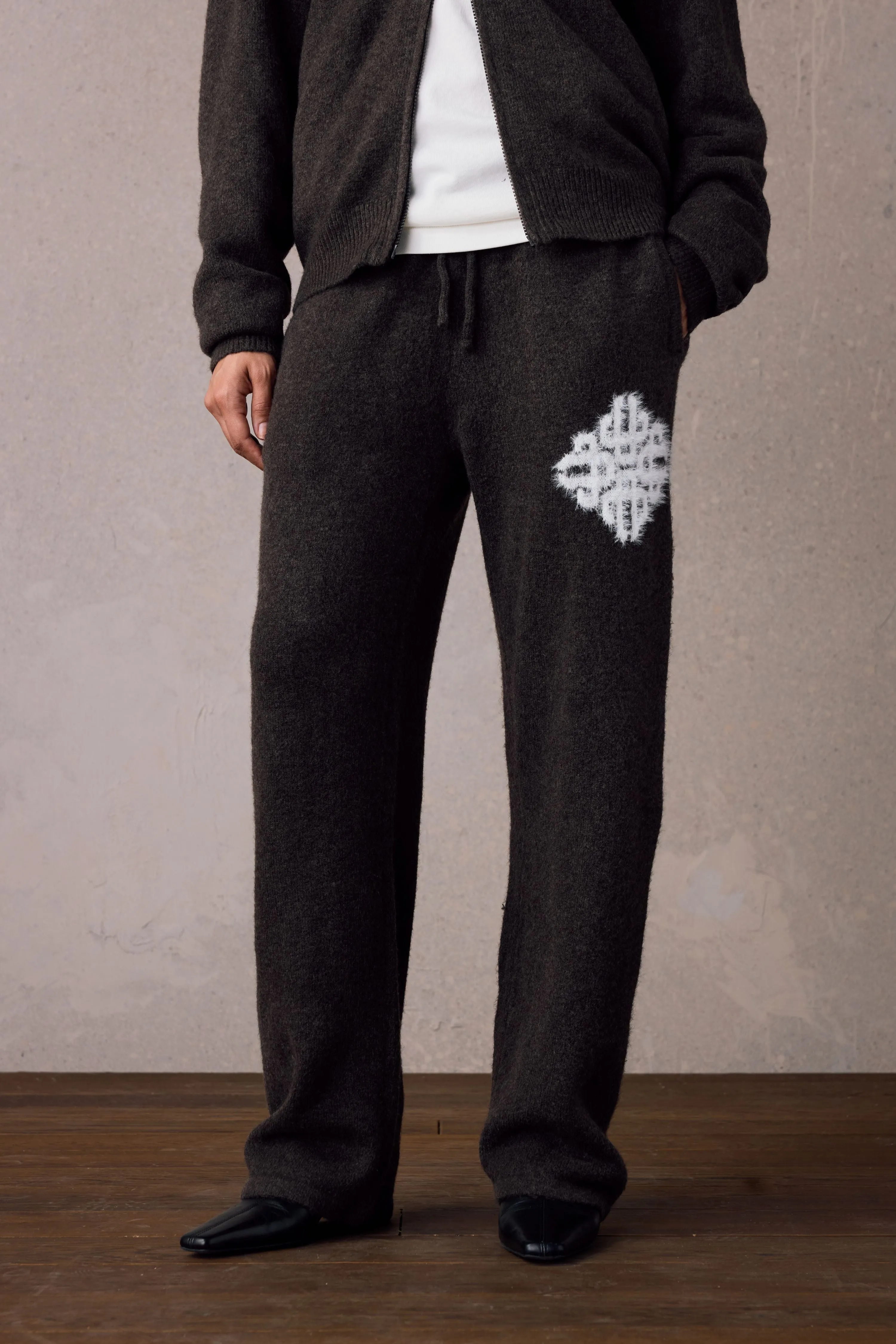 EMBLEM FLUFFY KNIT JOGGERS - BROWN sold by The Couture Club product image thumbnail 3