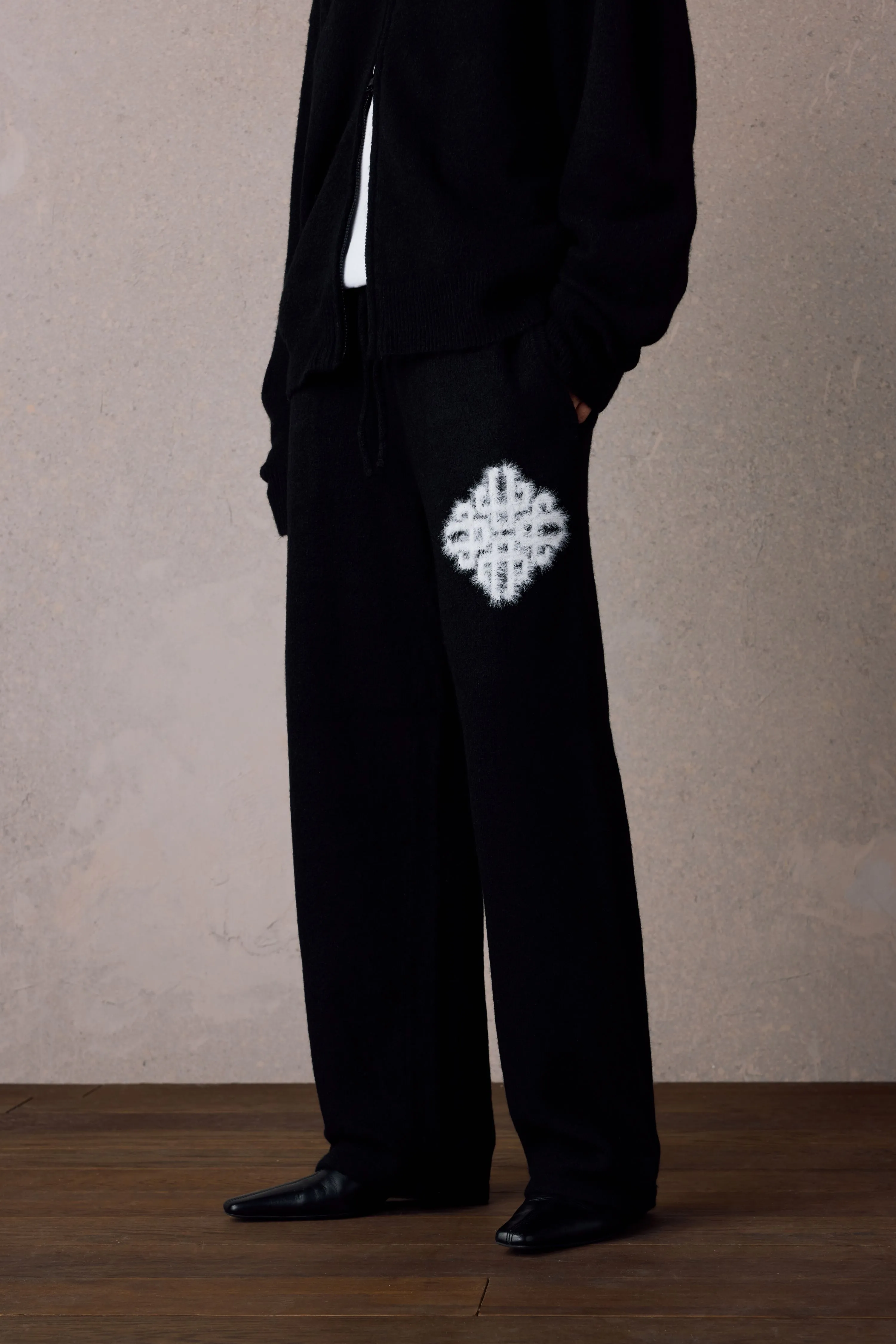 EMBLEM FLUFFY KNIT JOGGERS - BLACK sold by The Couture Club product image thumbnail 3