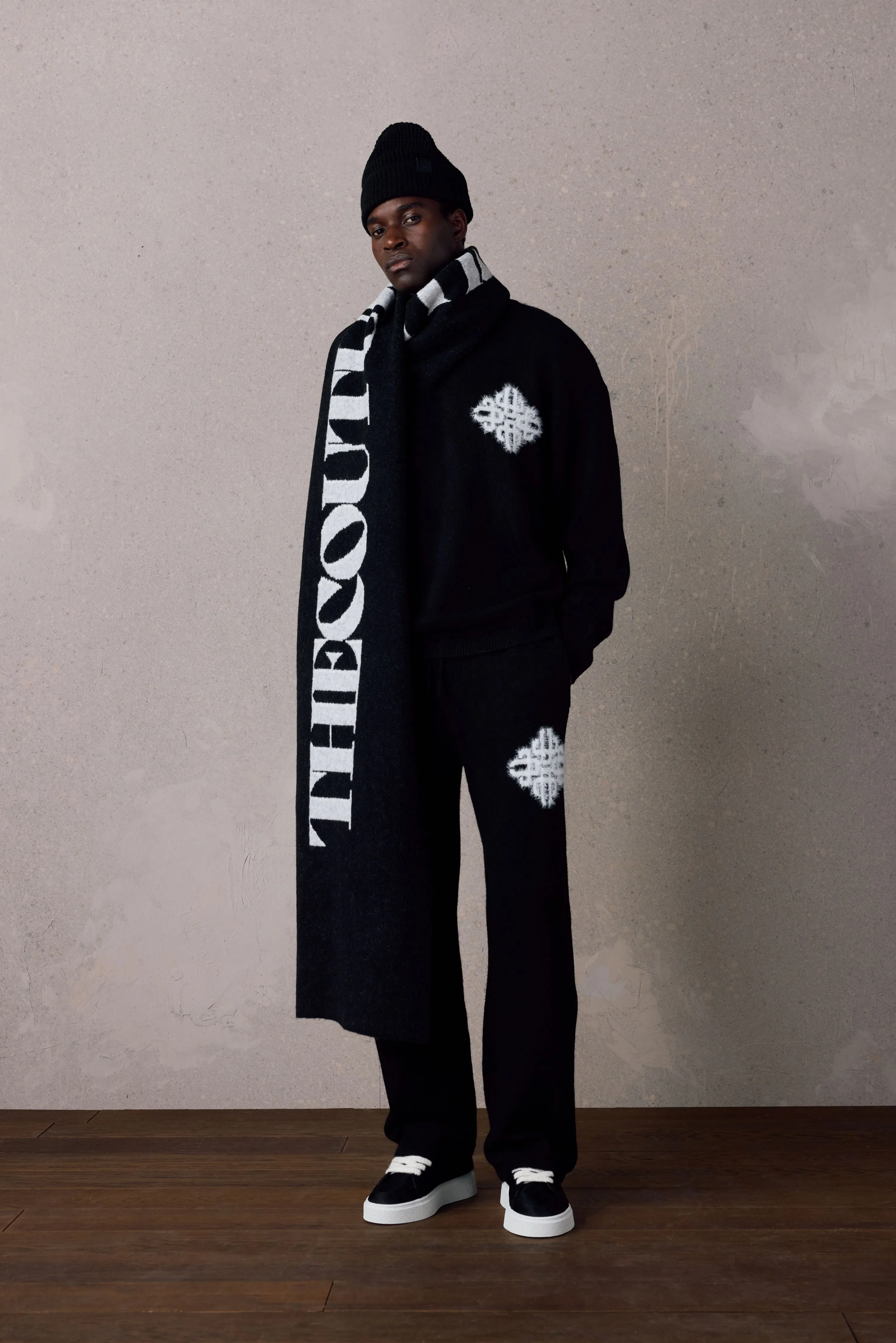EMBLEM FLUFFY KNIT CREW - BLACK sold by The Couture Club product image thumbnail 2