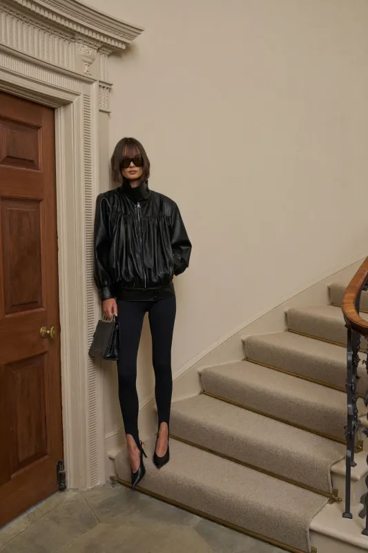 SCULPTING STRETCH STIRRUP LEGGINGS - BLACK made by The Couture Club