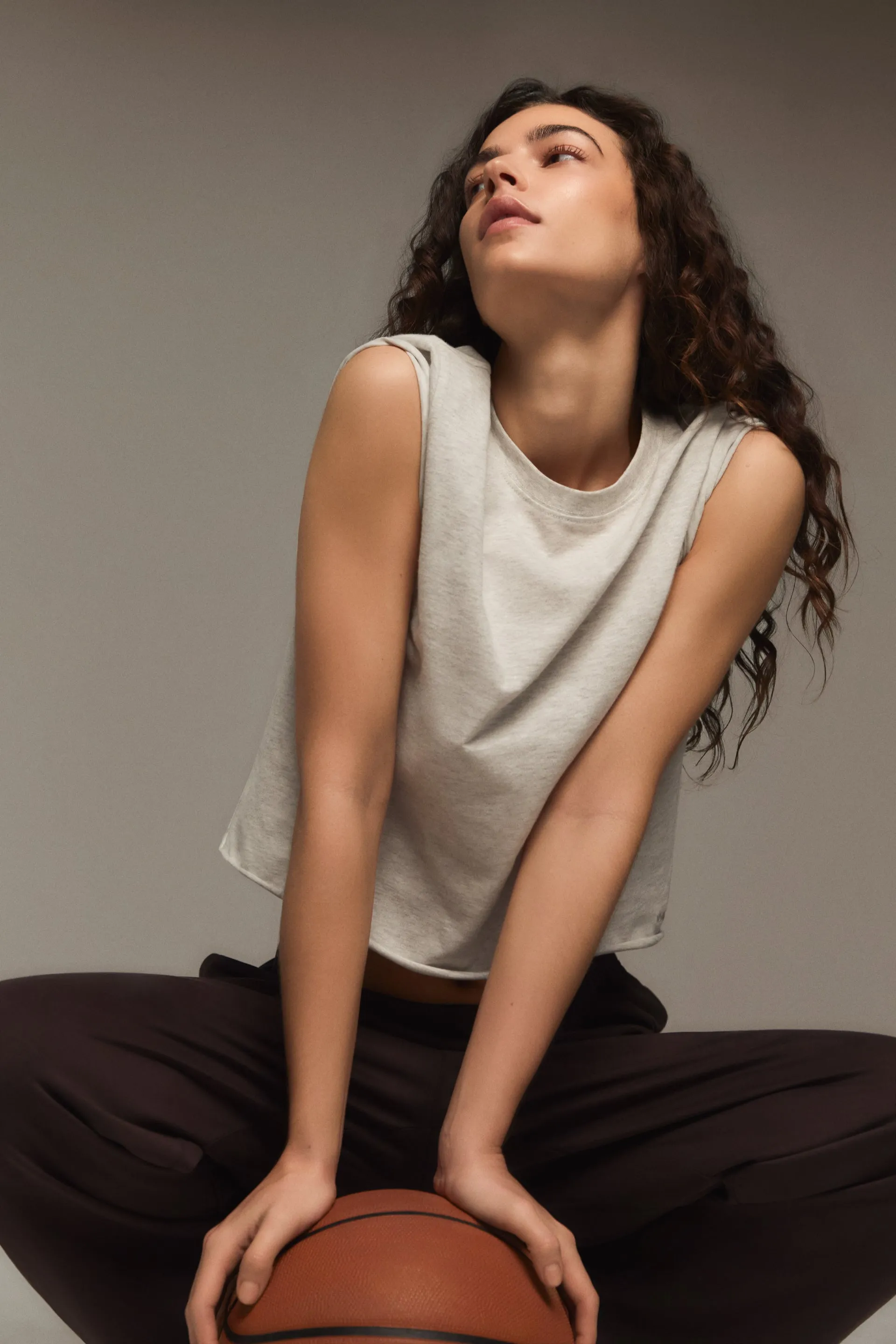 Raw Hem T-shirt - Grey Melange sold by Adanola product image thumbnail 4