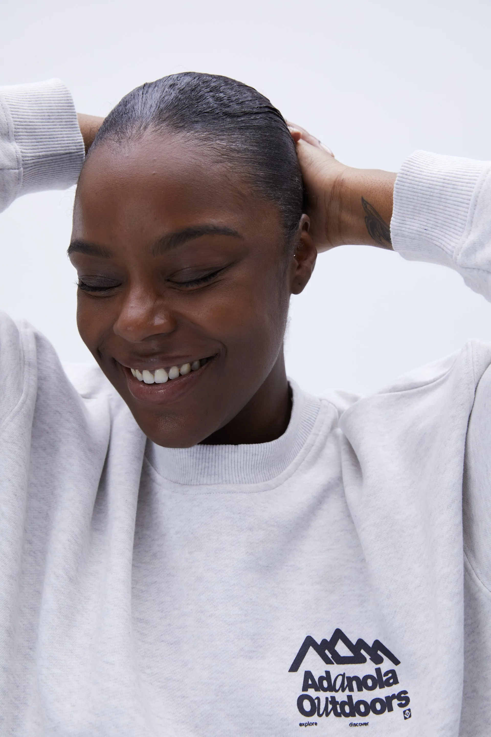 Discover Oversized Sweatshirt - Light Grey Melange sold by Adanola product image thumbnail 3