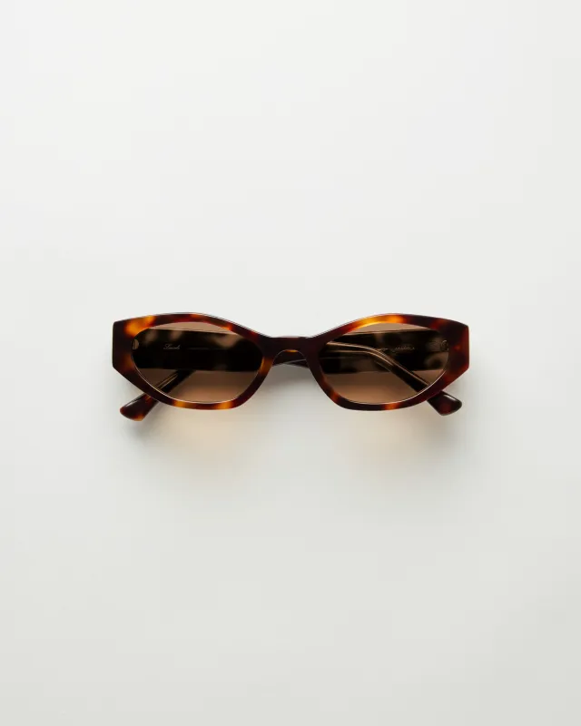 Adanola x Lexxola: Tort made by Adanola