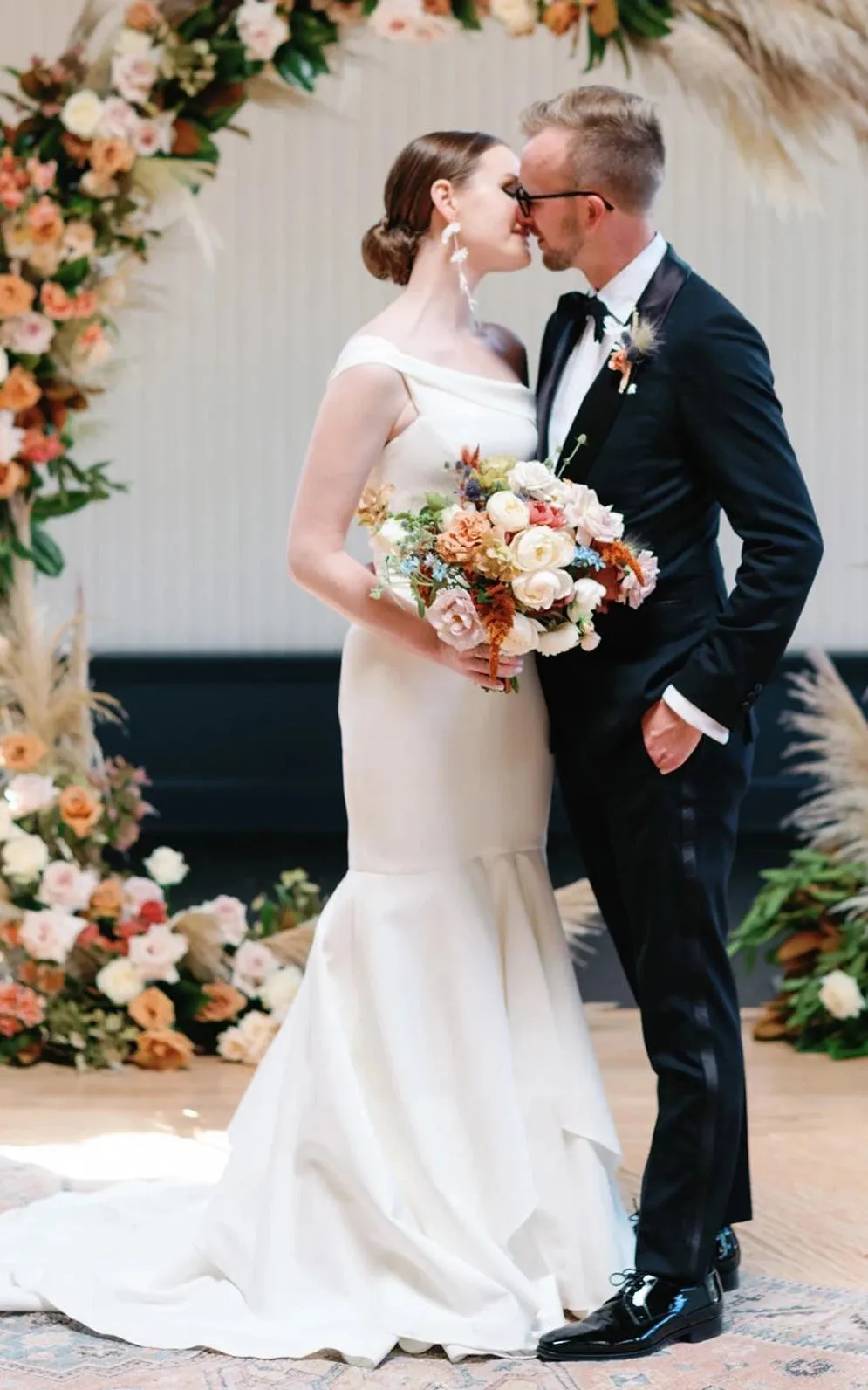 Mermaid One-shoulder Satin Sexy Wedding Dress Sleeveless With Court Train sold by KissProm product image thumbnail 2