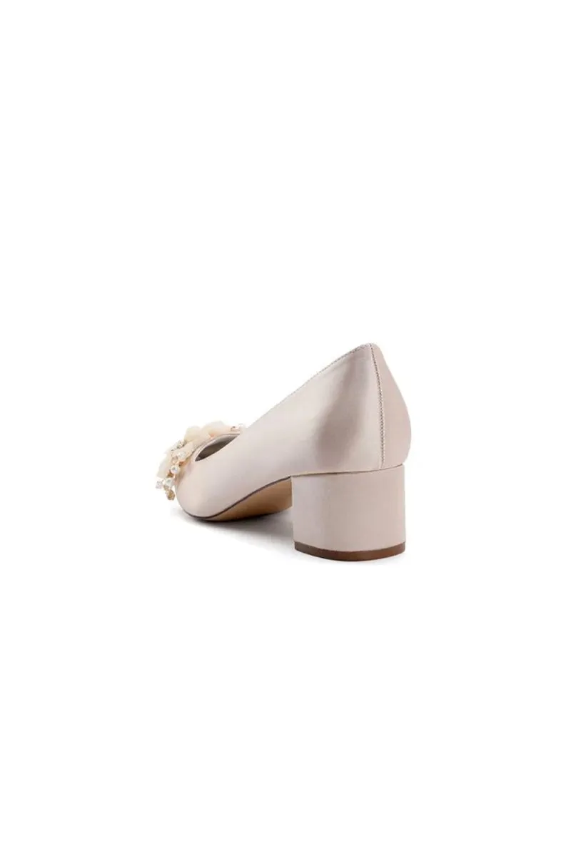 Pointed Toe Satin Slip-on Chunky Wedding Shoes With Flower sold by KissProm product image thumbnail 3