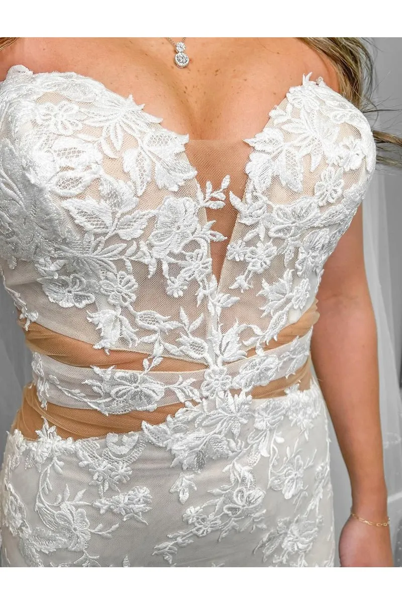 Elegant Mermaid Strapless Lace Appliques Wedding Dresses sold by KissProm product image thumbnail 4