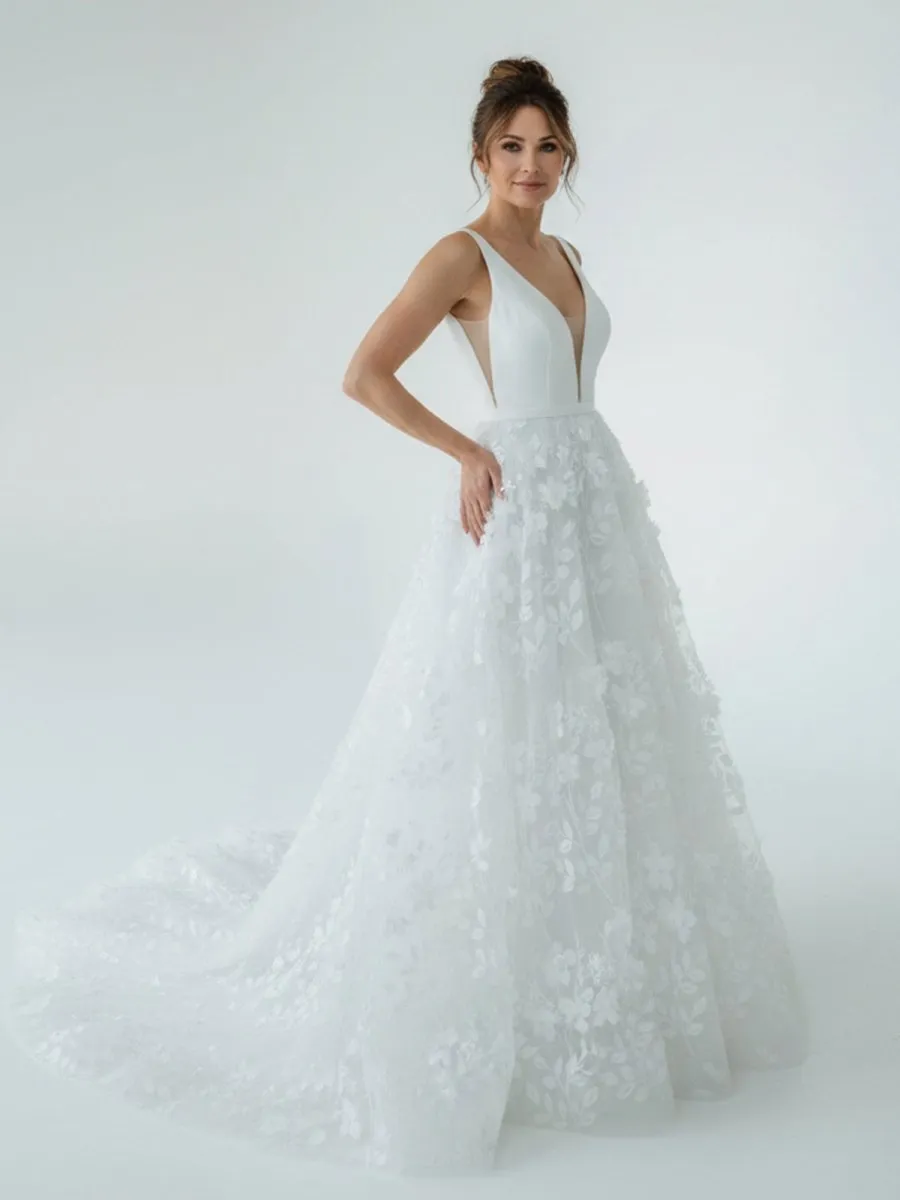 A Line White Tulle Lace Sleeveless Flowers Wedding Dresses sold by KissProm product image thumbnail 3