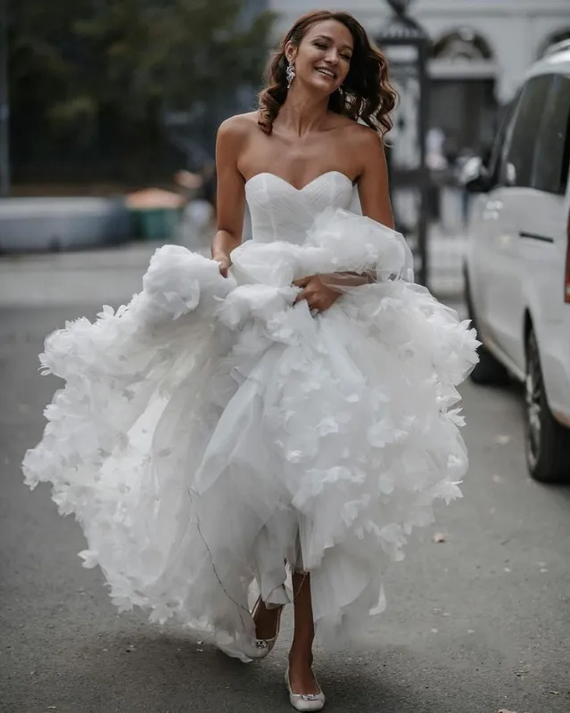 Romantic A-line Sweetheart Sleeveless White Tulle Modest Floral Wedding Dress made by KissProm