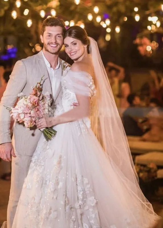 Appliques 3D Flowers Wedding Dresses Off-the-shoulder made by KissProm