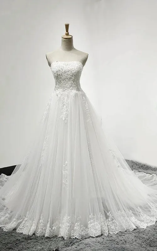 Strapless Tulle Wedding Dress With Lace Bodice Court Train made by KissProm