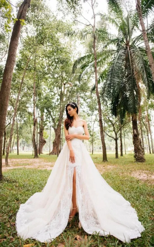 Sweetheart A-Line High Front  Split Lace Appliques Formal Wedding Dress made by KissProm