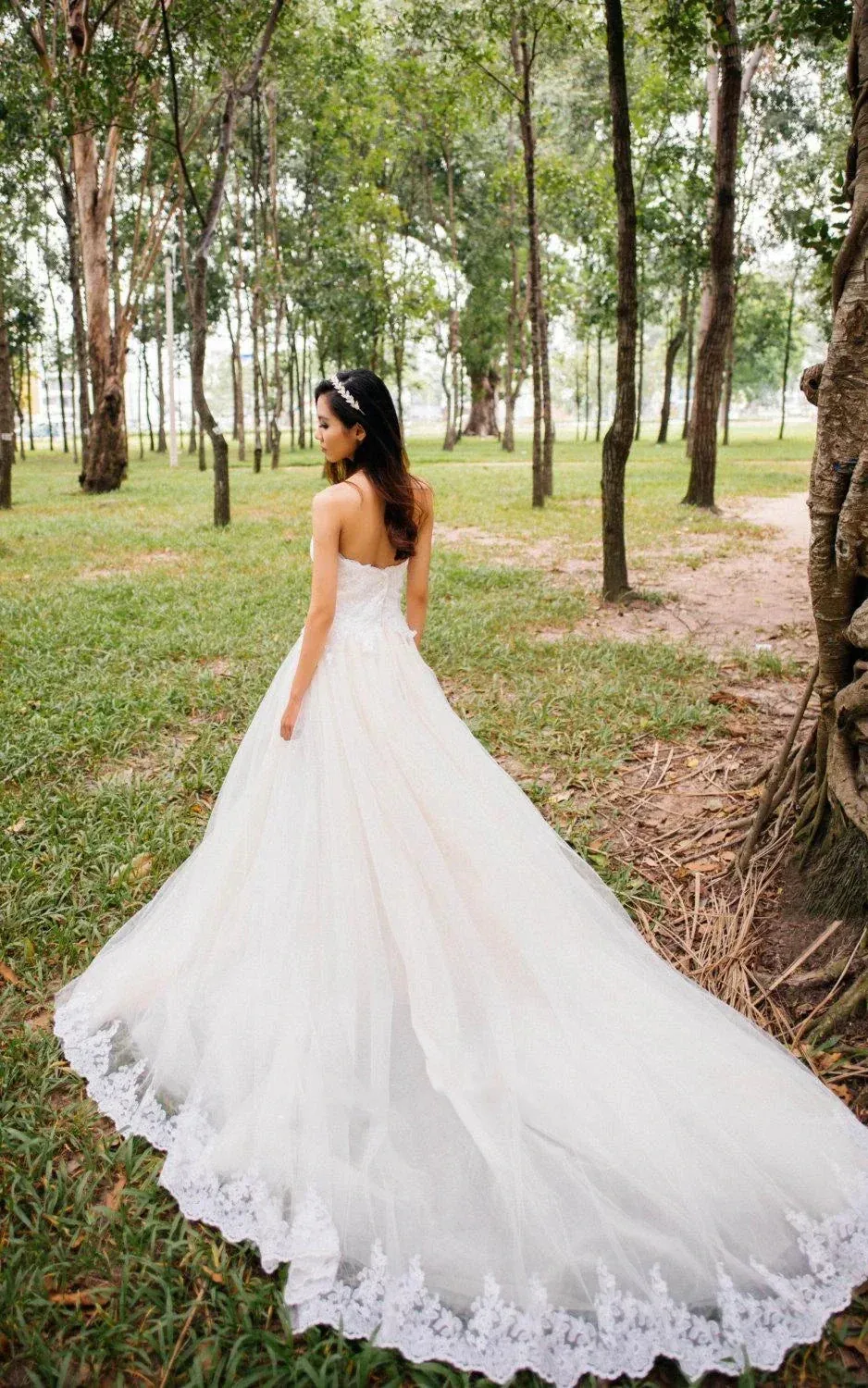 Sweetheart A-Line High Front Split Lace Appliques Formal Wedding Dress sold by KissProm product image thumbnail 2