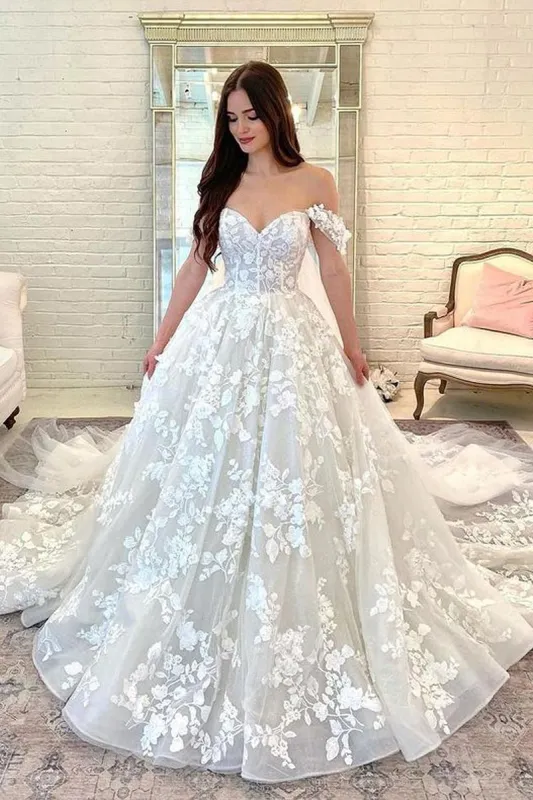 Gorgeous Ball Gown Sweetheart Lace Tulle Wedding Dresses made by KissProm
