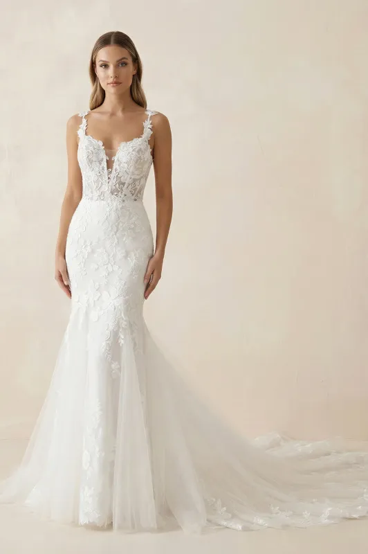 Mermaid Lace Spaghetti Straps Wedding Dress in White made by KissProm