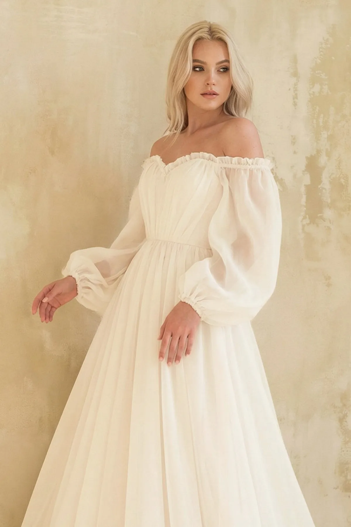 Sweetheart Long Sleeves Tulle Wedding Dress in Ivory sold by KissProm product image thumbnail 3