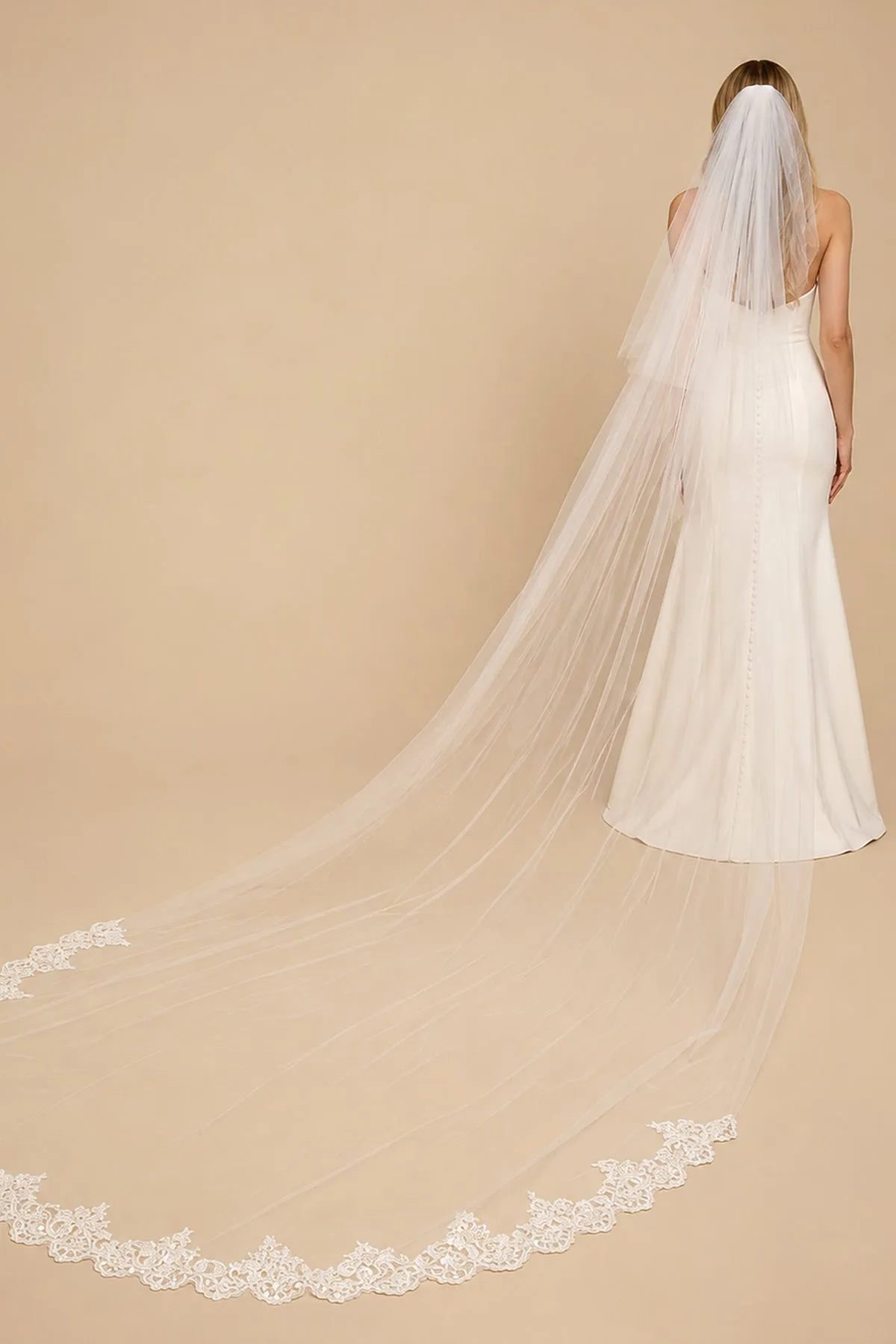 Vintage Tulle Two-Tier Bridal Veil Wedding Veil With Lace in Ivory sold by KissProm product image thumbnail 2