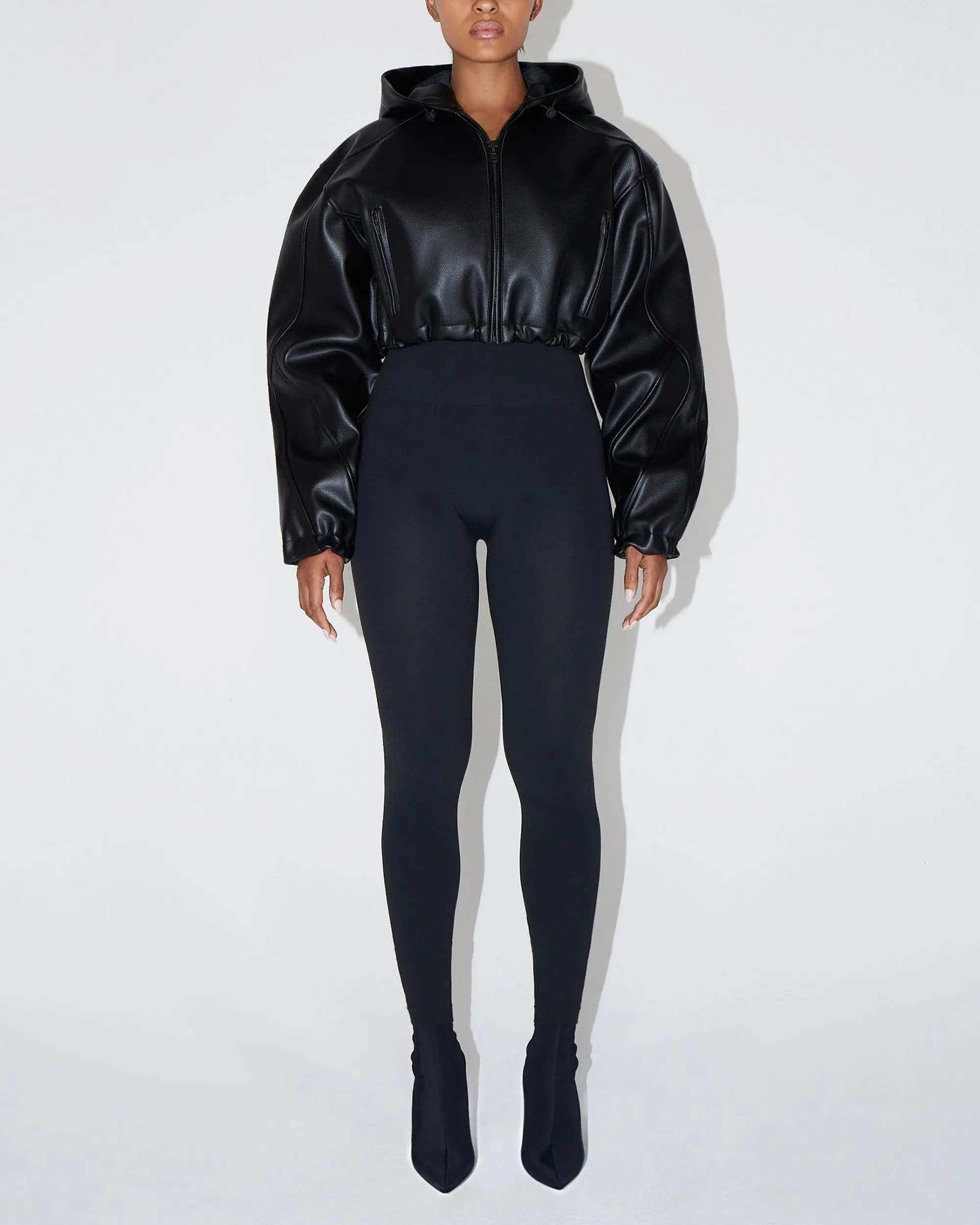 Seamless Legging | Black sold by KHY product image thumbnail 2