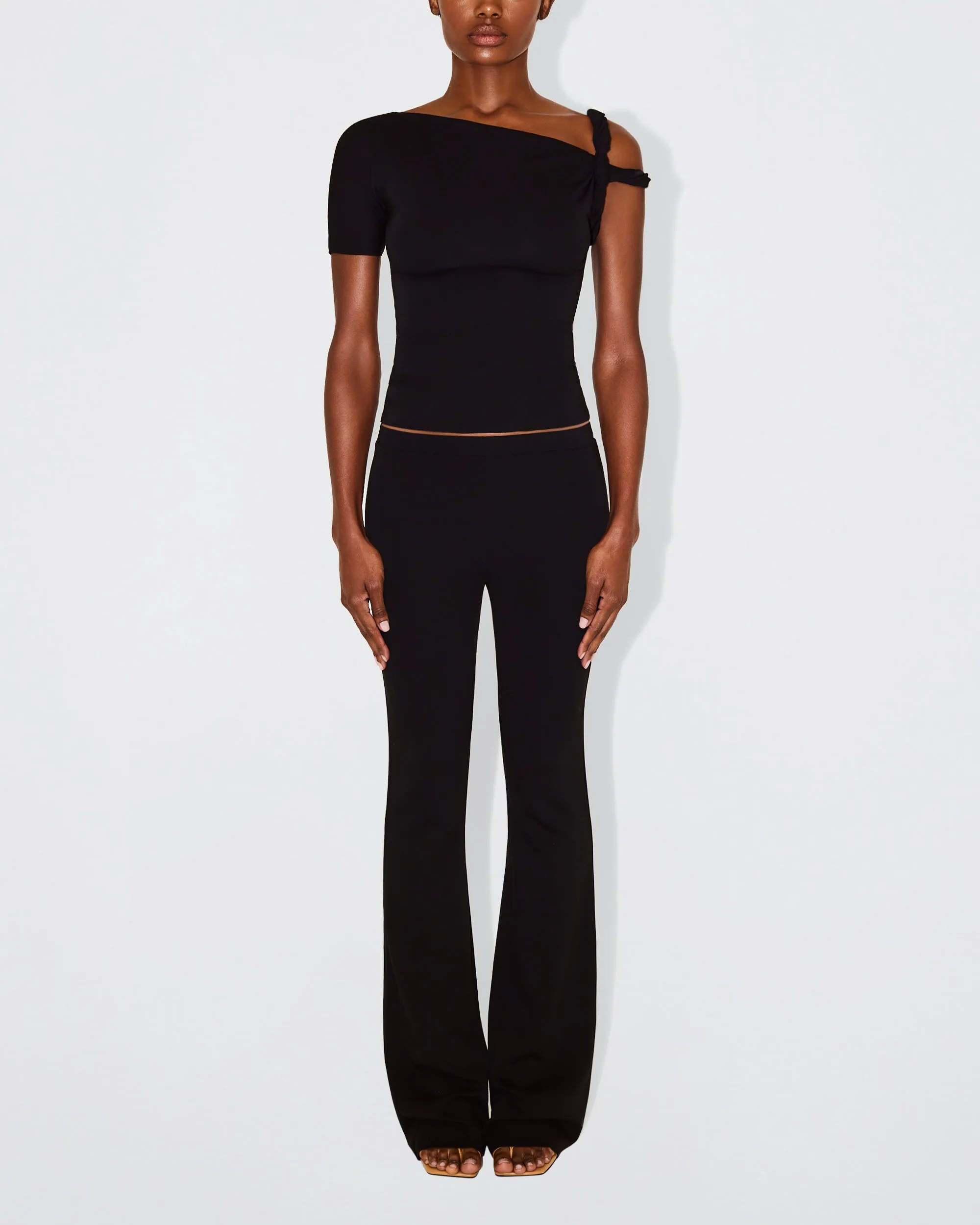 Sueded Stretch Twisted Top | Black sold by KHY product image thumbnail 2