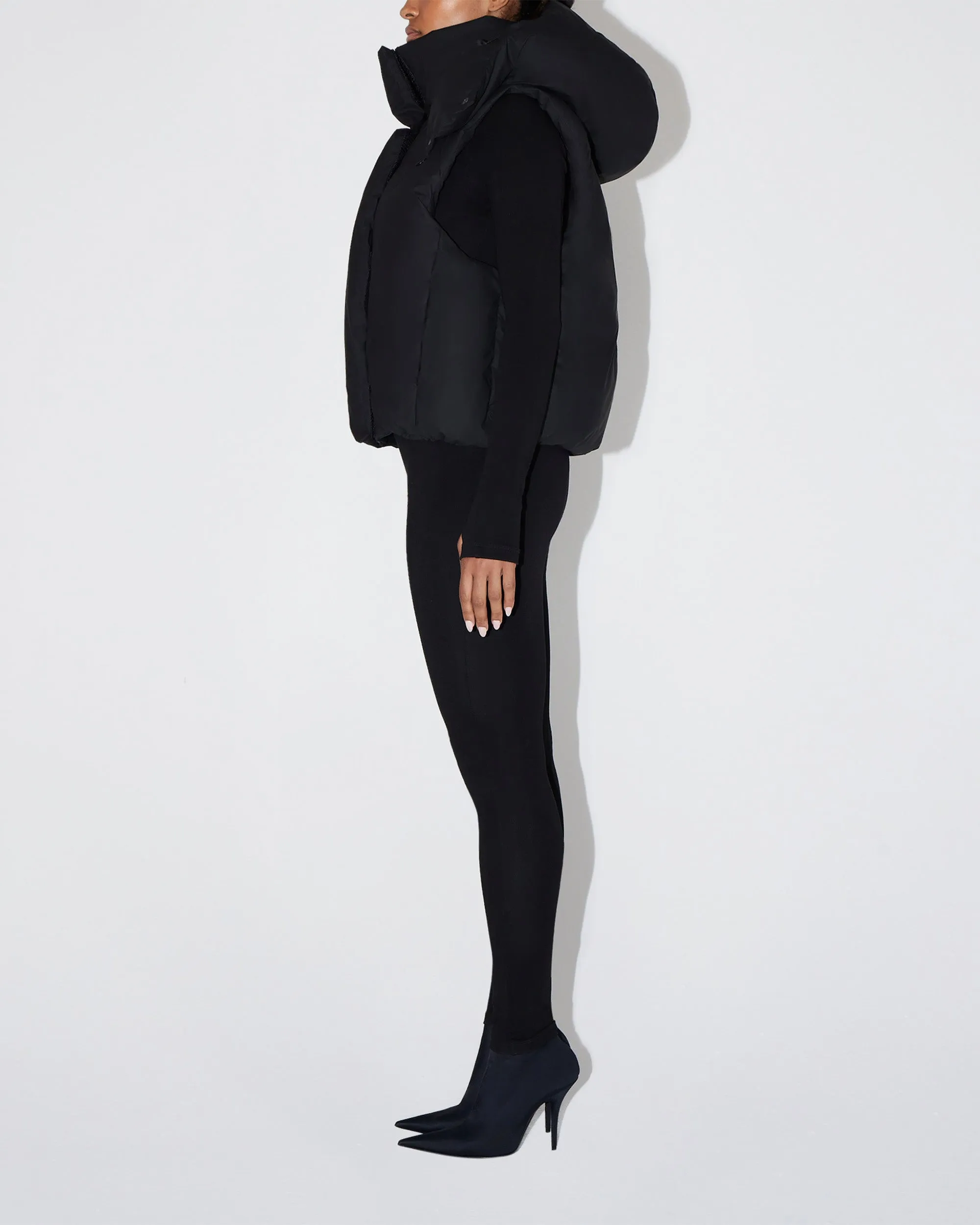 Puffer Vest | Black sold by KHY product image thumbnail 3