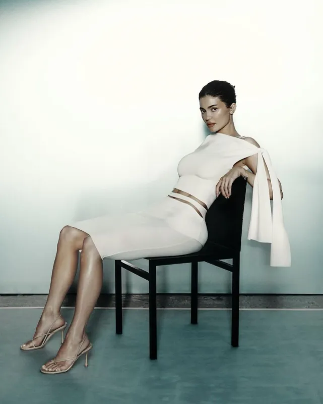 Day to Night in Stone sold by KHY