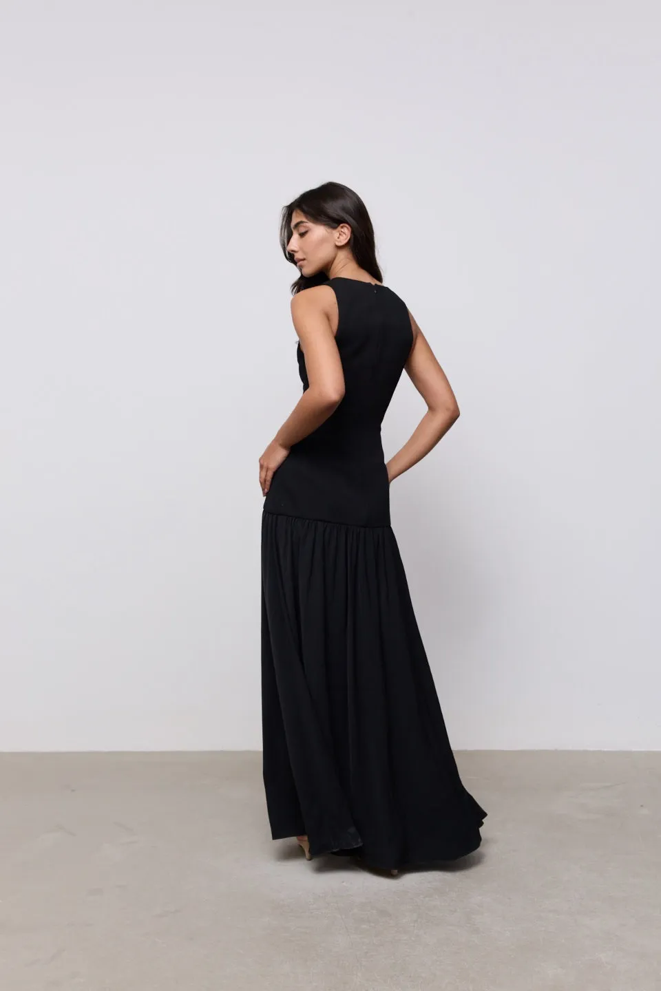 Cotton Mix Dropped Waist Maxi Dress sold by Odd Muse product image thumbnail 4